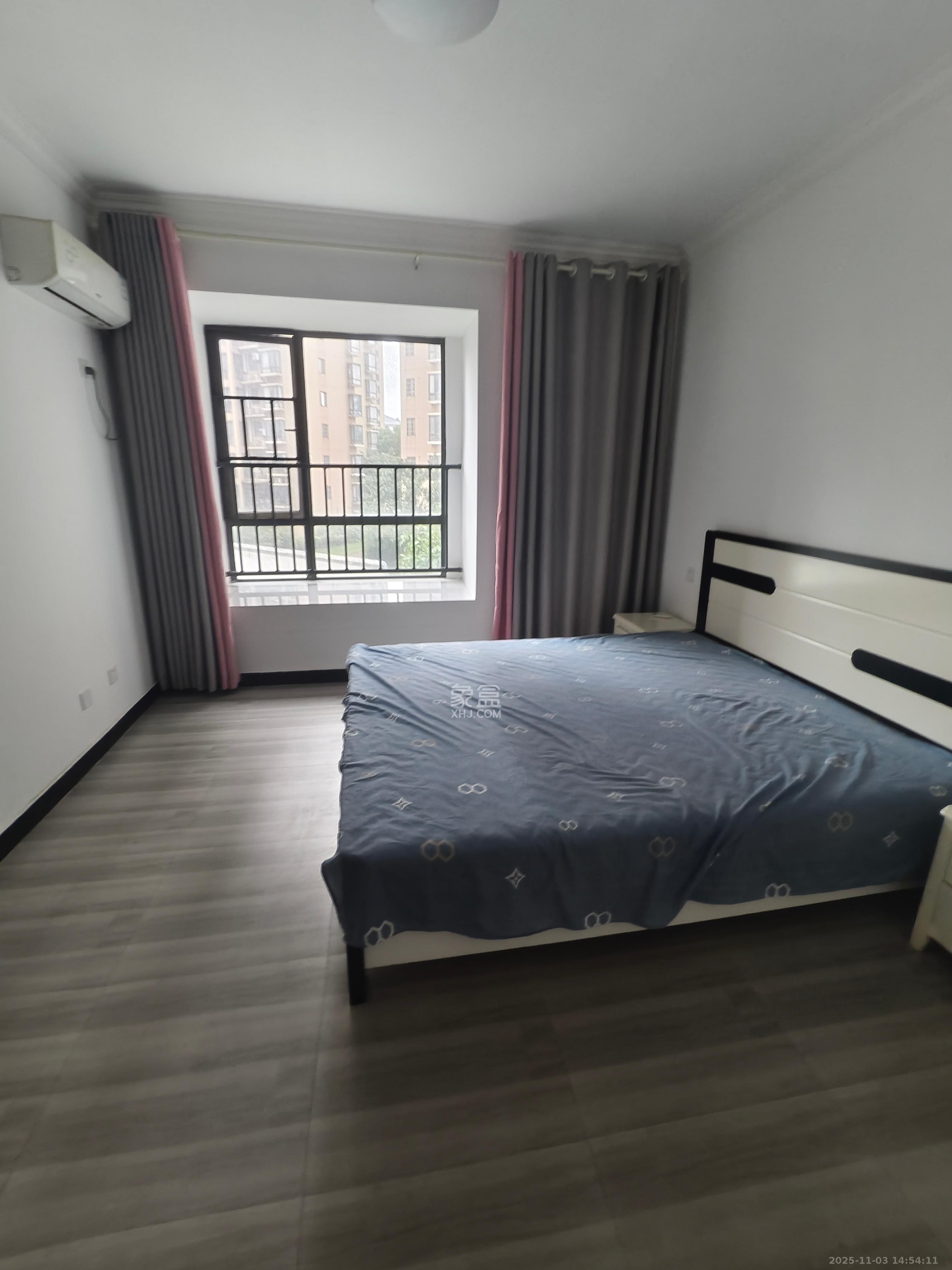 西湖鸿运佳苑 3室2厅2卫 2100.0元/月 西湖鸿运佳苑 3室2厅2卫 2100.0元/月室内图