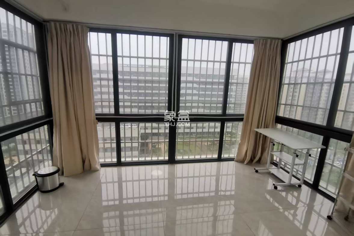 海航城 4室2厅2卫 3000.0元/月 海航城 4室2厅2卫 3000.0元/月室内图