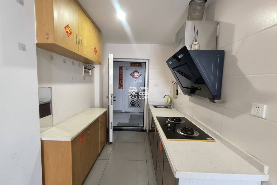 国公馆 1室0厅1卫 1500.0元/月 国公馆 1室0厅1卫 1500.0元/月室内图