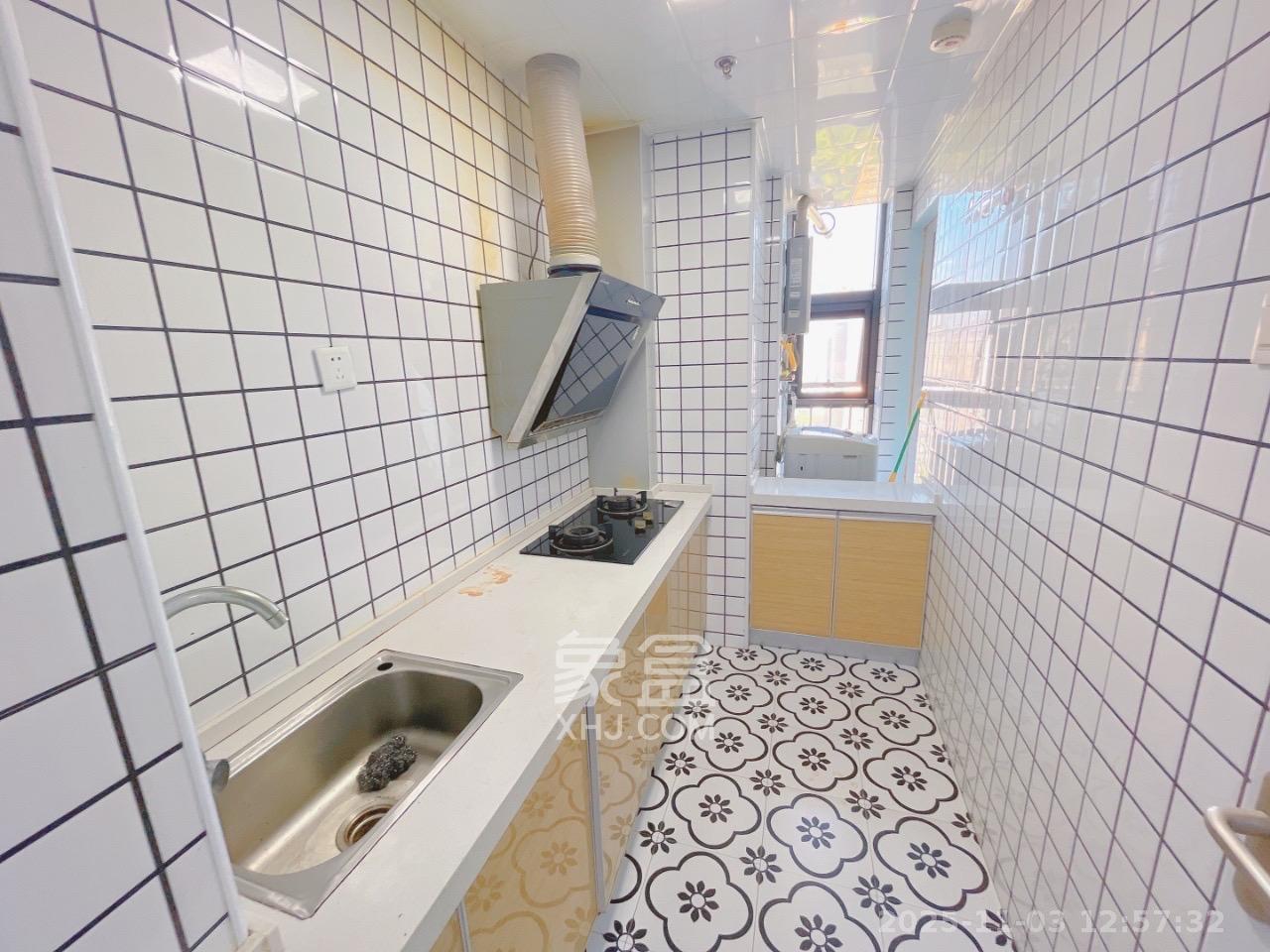 第六都（陆都小区）  1室1厅1卫    1700.0元/月室内图