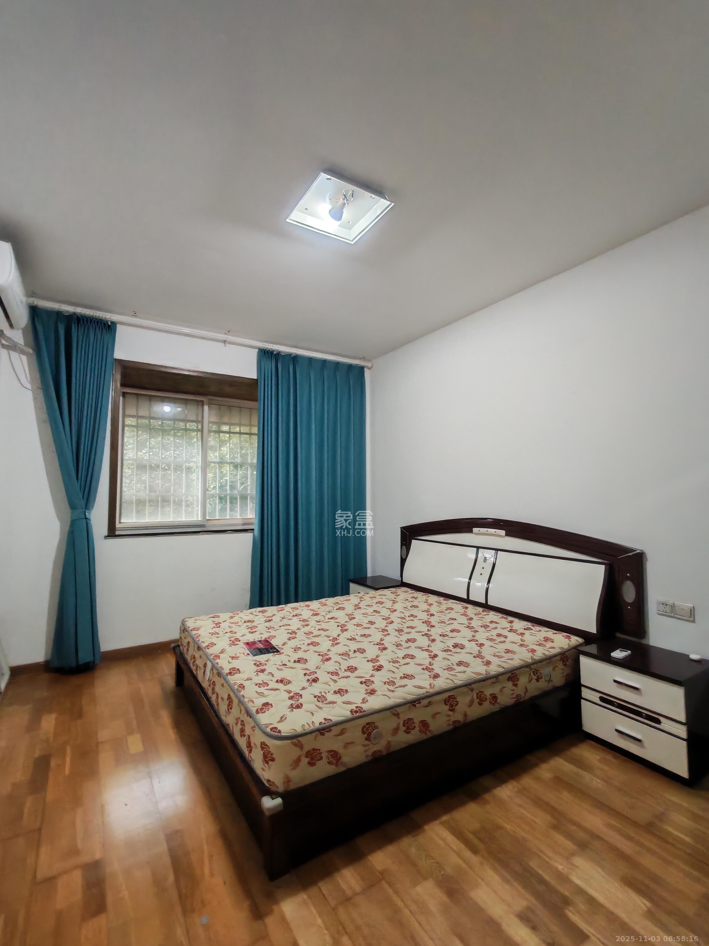 东城名苑  3室2厅2卫    1500.0元/月室内图