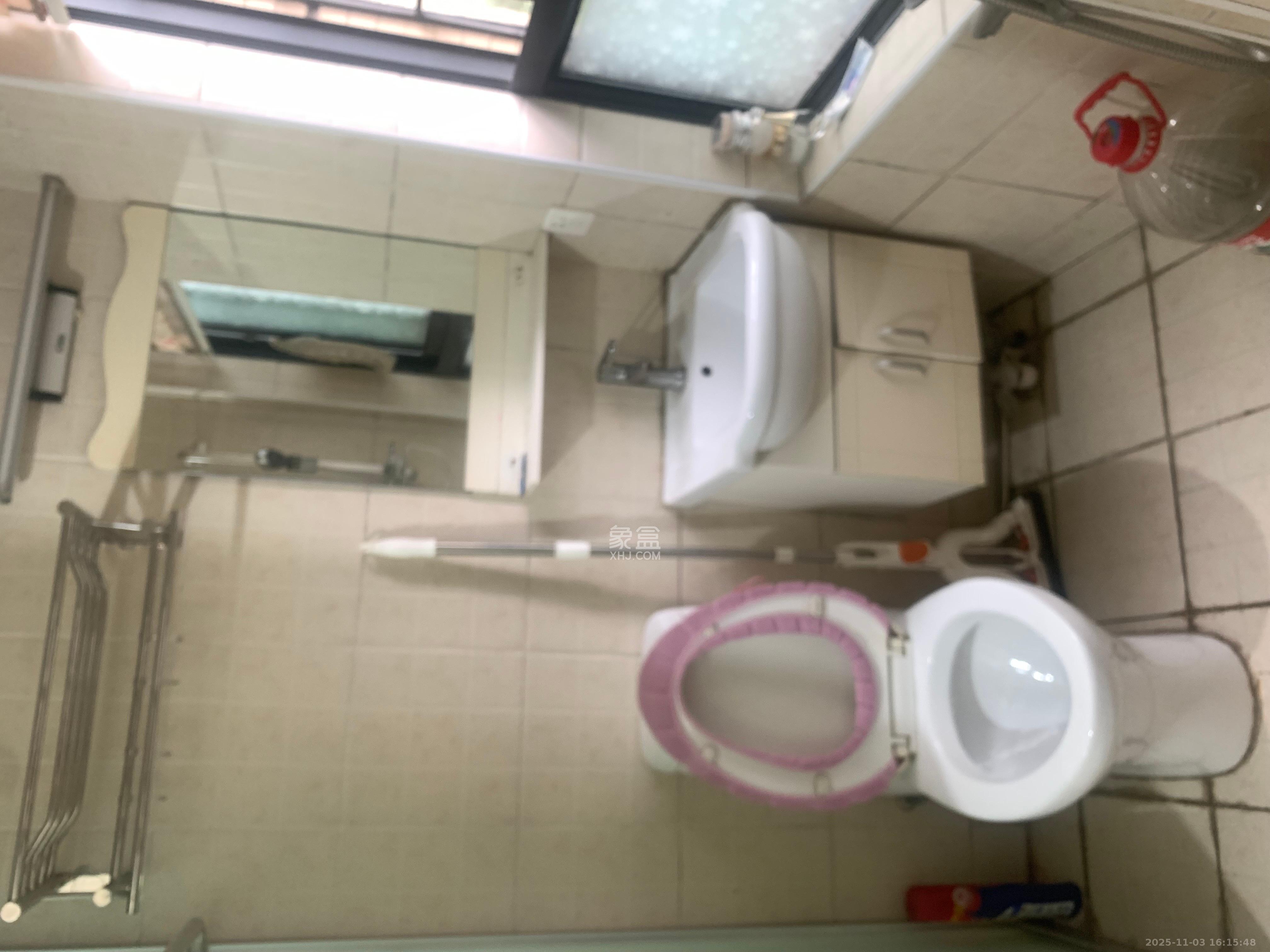 保利麓谷林语A区 3室2厅2卫 2500.0元/月 保利麓谷林语A区 3室2厅2卫 2500.0元/月室内图