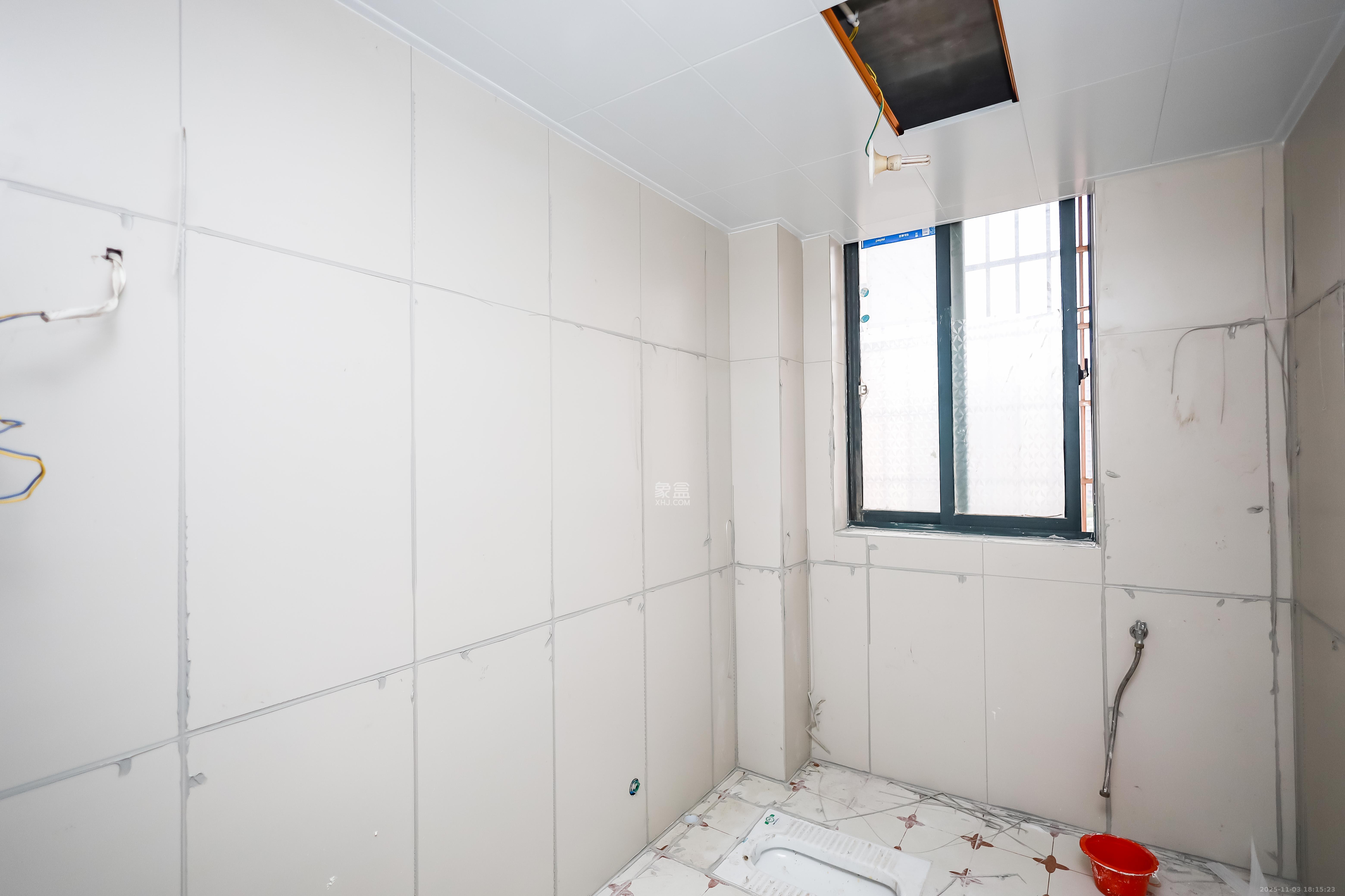 诚兴园  2室2厅1卫    62.0万卫生间