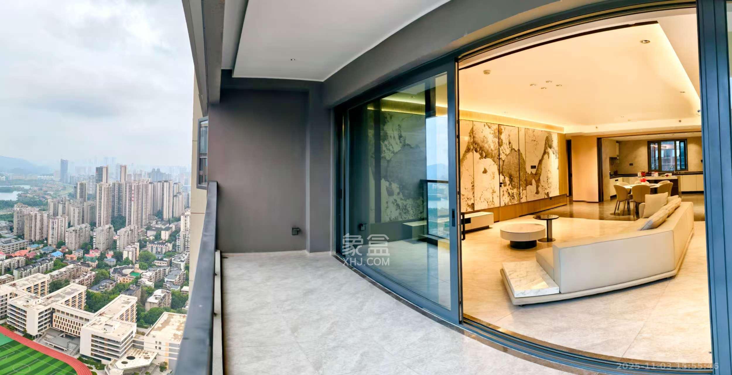 长沙悦府（华润万象城）  4室2厅3卫    12000.0元/月室内图