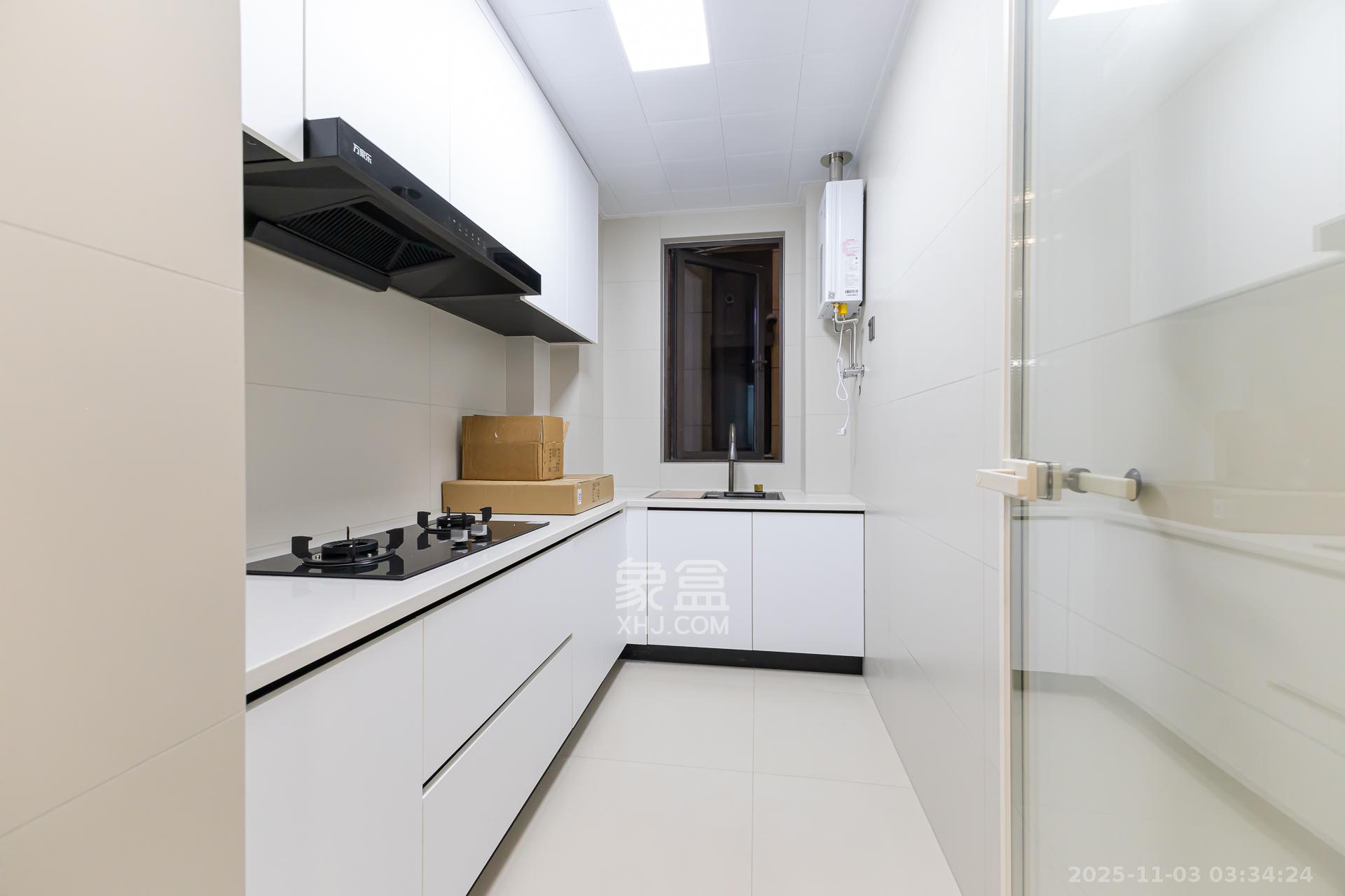 龙湖璟宸原著（龙湖紫宸）  3室2厅1卫    72.8万厨房