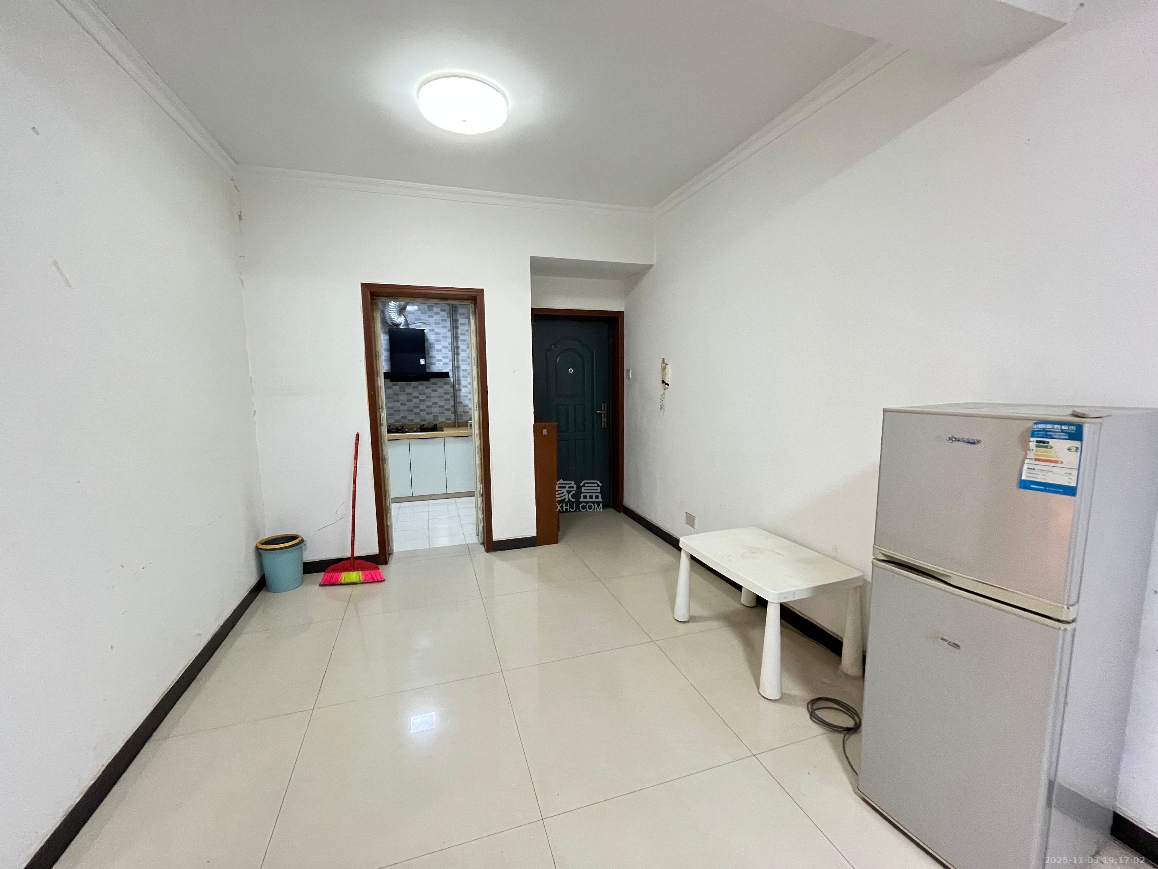 星城新宇黎锦苑 2室2厅1卫 1500.0元/月 星城新宇黎锦苑 2室2厅1卫 1500.0元/月室内图