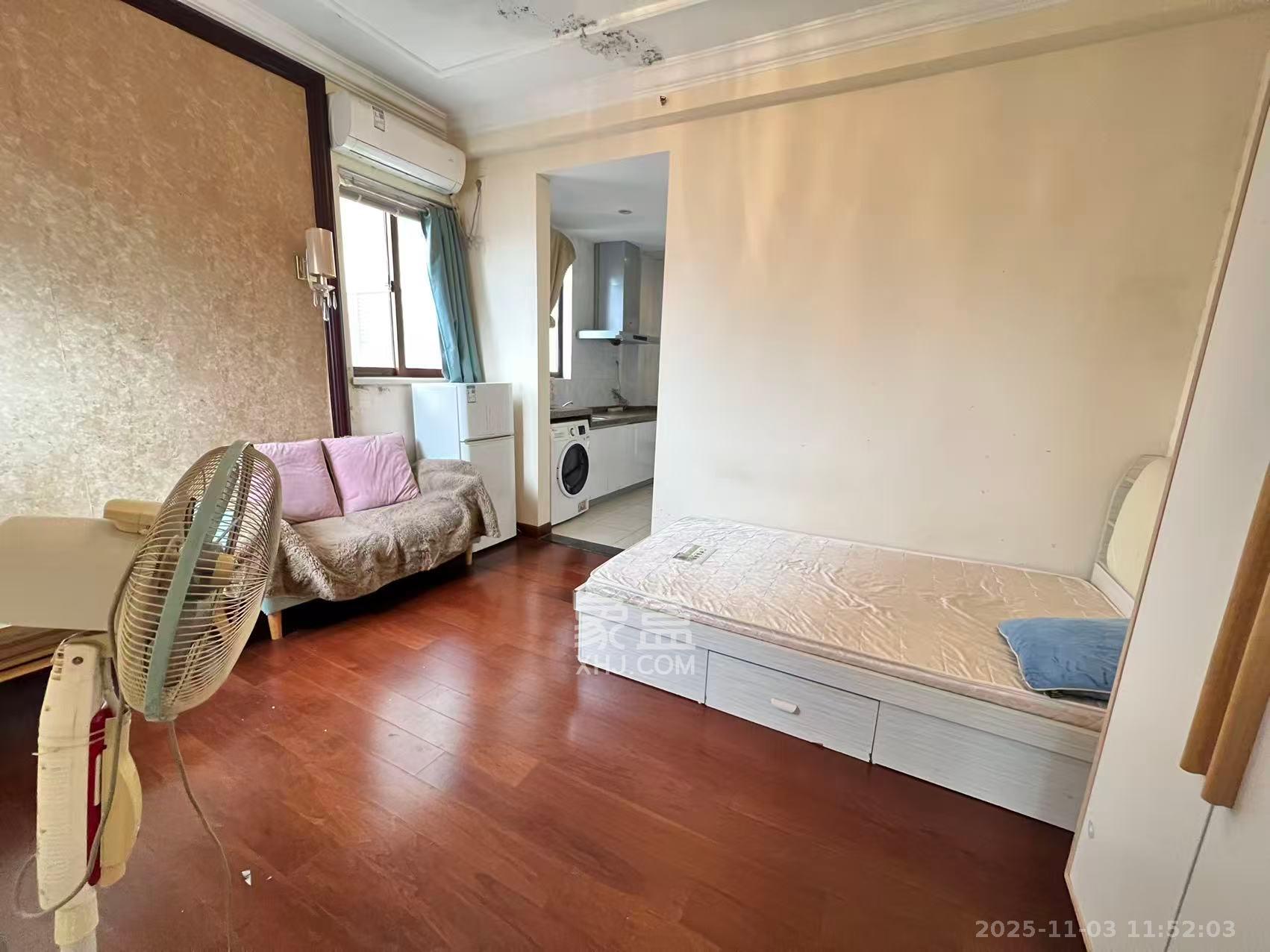 恒大御景半岛湘江苑（恒大御景半岛一期）  1室1厅1卫    1200.0元/月