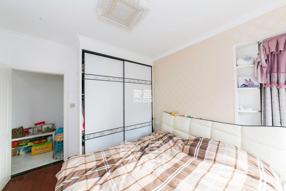 湘江雅颂居  3室2厅1卫    2500.0元/月室内图