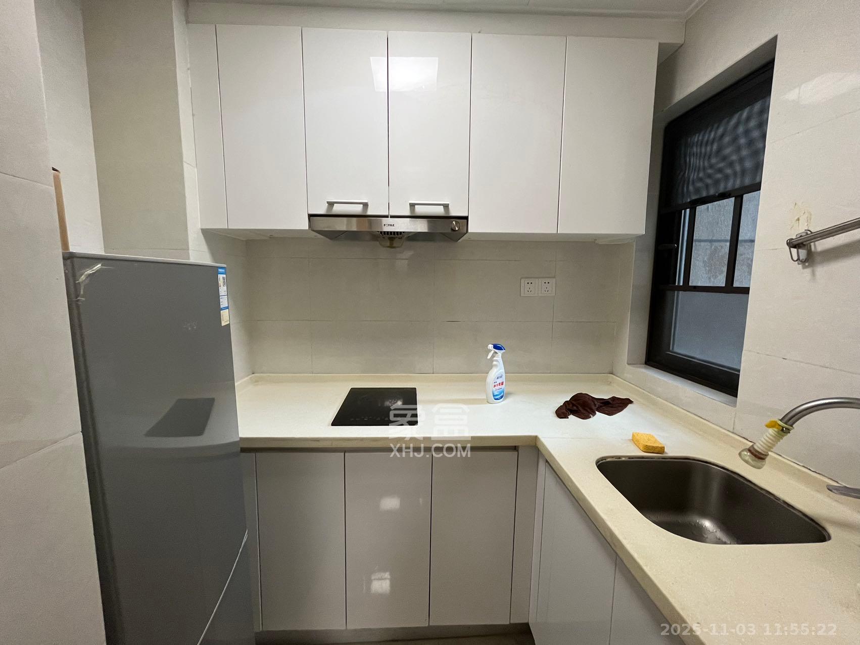 中海新城熙岸（中信新城五期）  1室1厅1卫    1200.0元/月室内图