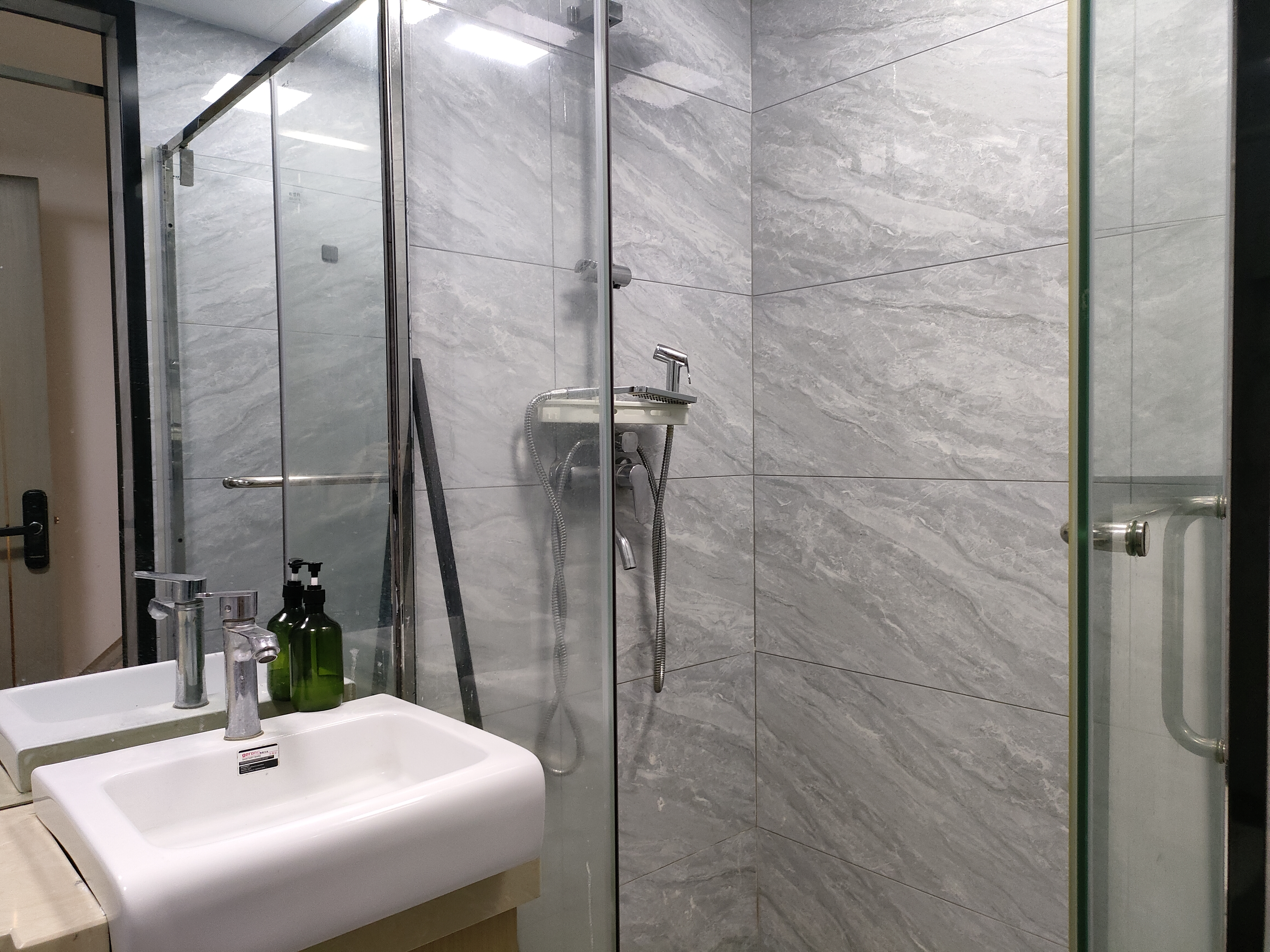 龙湖光年 1室1厅1卫 1800.0元/月 龙湖光年 1室1厅1卫 1800.0元/月室内图