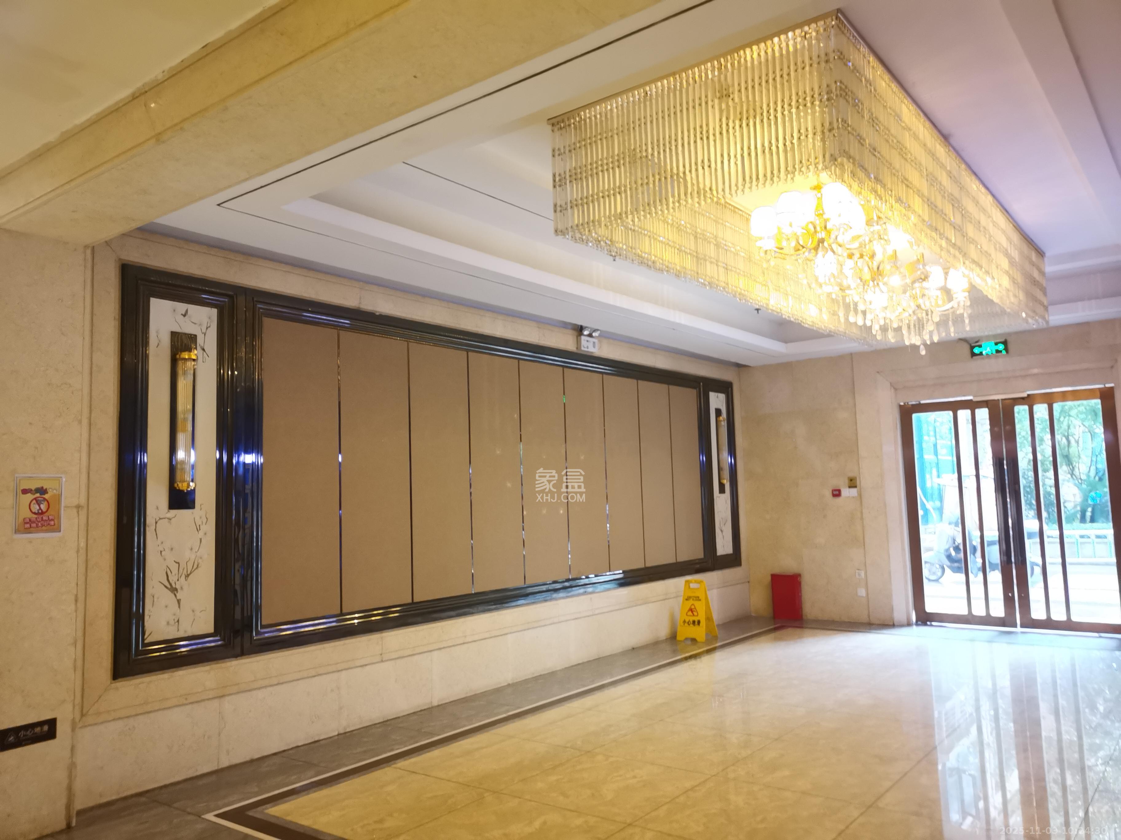 恒大翡翠华庭 1室1厅1卫 1400.0元/月 恒大翡翠华庭 1室1厅1卫 1400.0元/月室内图