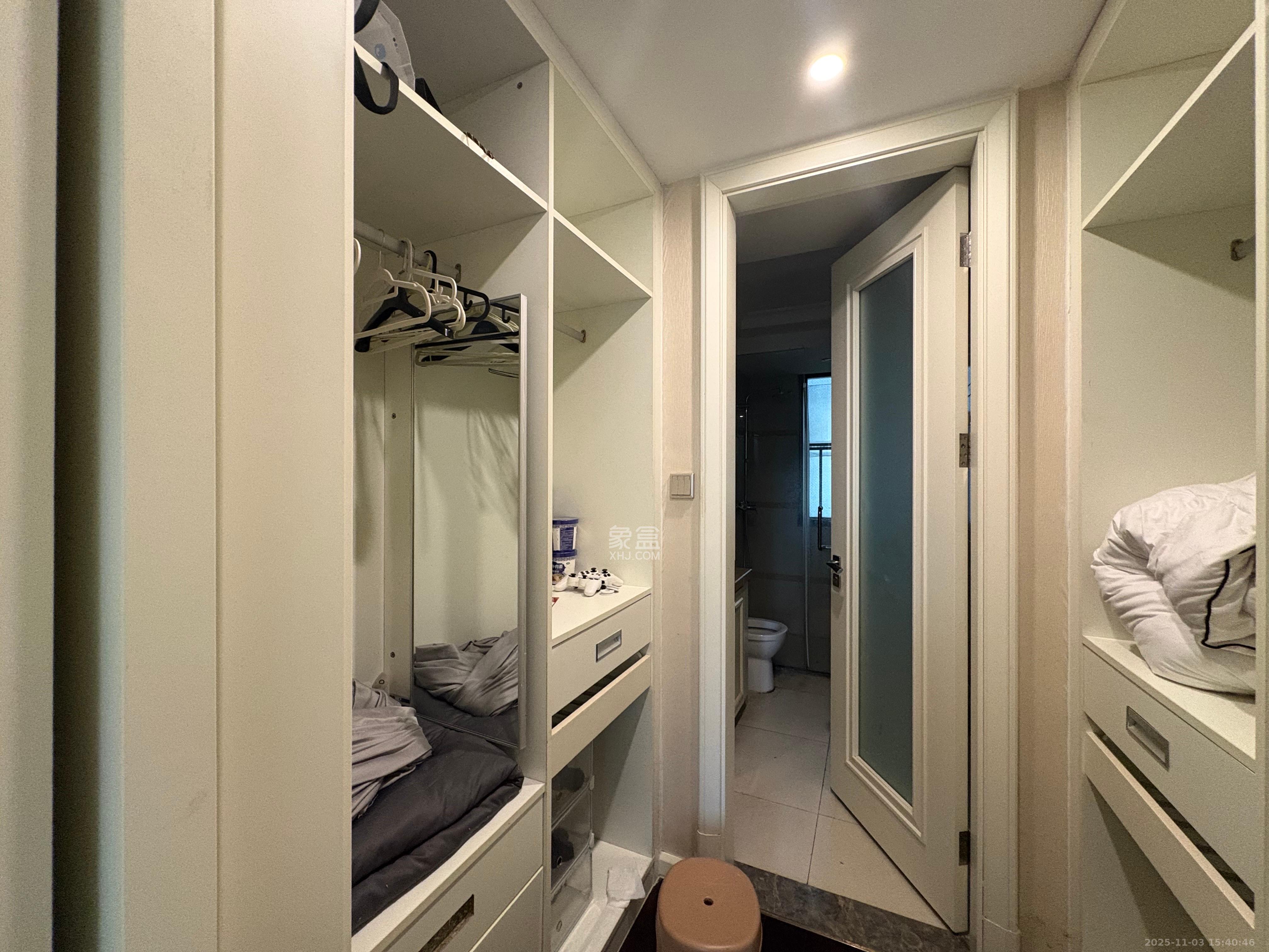 梅溪湖金茂府（金茂广场）（金茂览秀城）  3室2厅2卫    3000.0元/月室内图