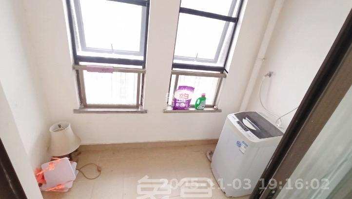 奥林匹克花园贡院三期 1室1厅1卫 1300.0元/月 奥林匹克花园贡院三期 1室1厅1卫 1300.0元/月室内图