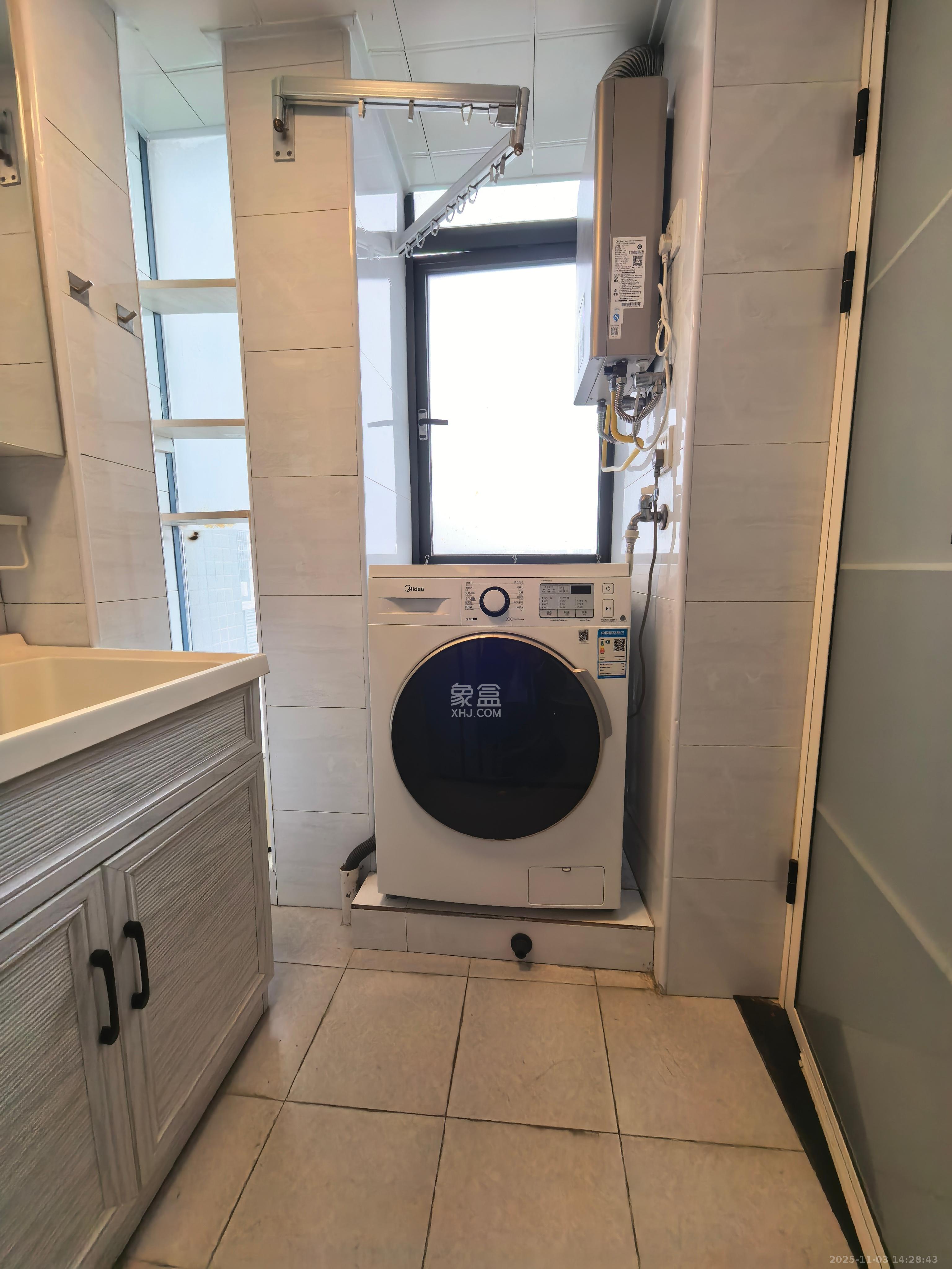 东一国际 1室1厅1卫 1600.0元/月 东一国际 1室1厅1卫 1600.0元/月室内图