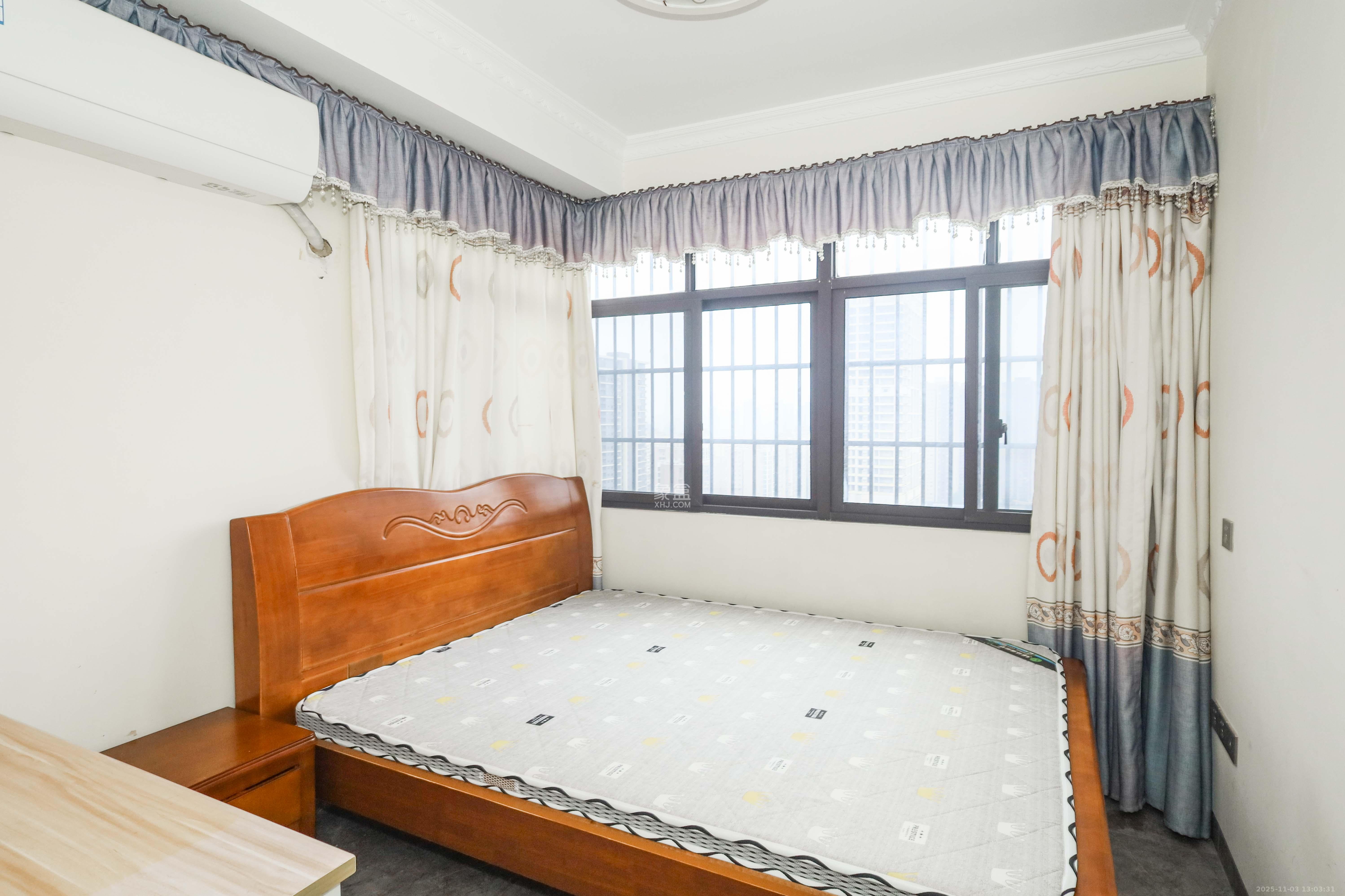 麓谷星辰 3室2厅1卫 88.0万 麓谷星辰 3室2厅1卫 88.0万卧室