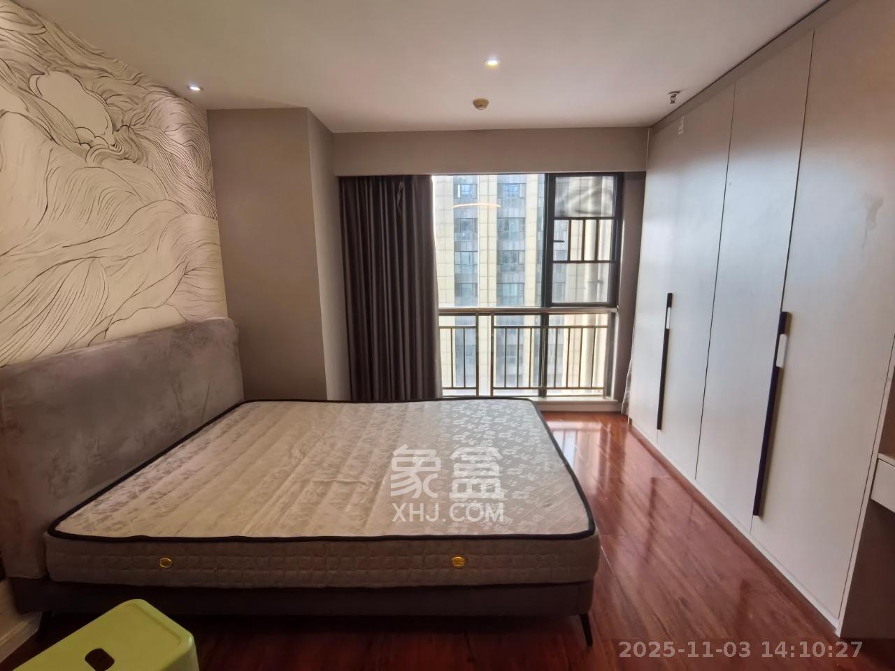 五一钻界  1室0厅0卫    2000.0元/月室内图