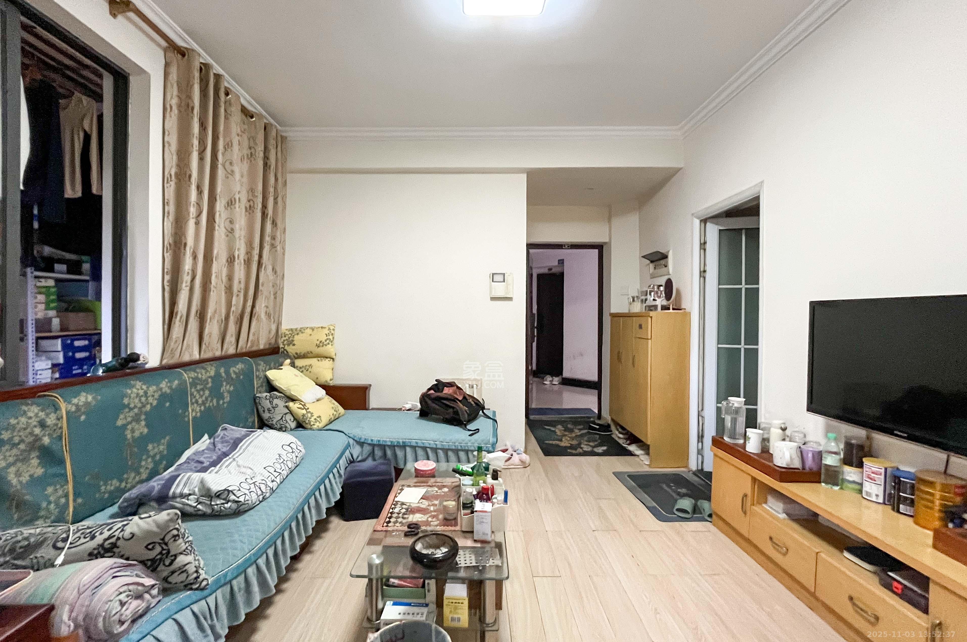 西铁馨寓（西铁领寓）  2室1厅1卫    45.8万客厅