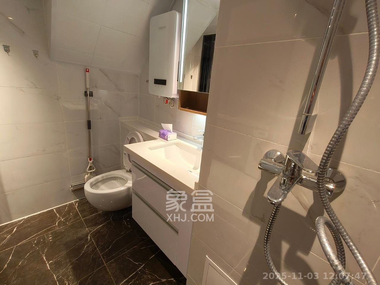 正荣梅溪紫阙台  2室1厅1卫    2400.0元/月室内图