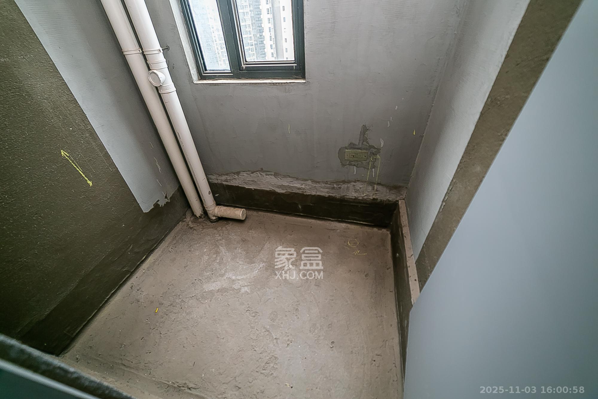 岭福家苑（天心佳苑）  3室2厅2卫    145.0万卫生间