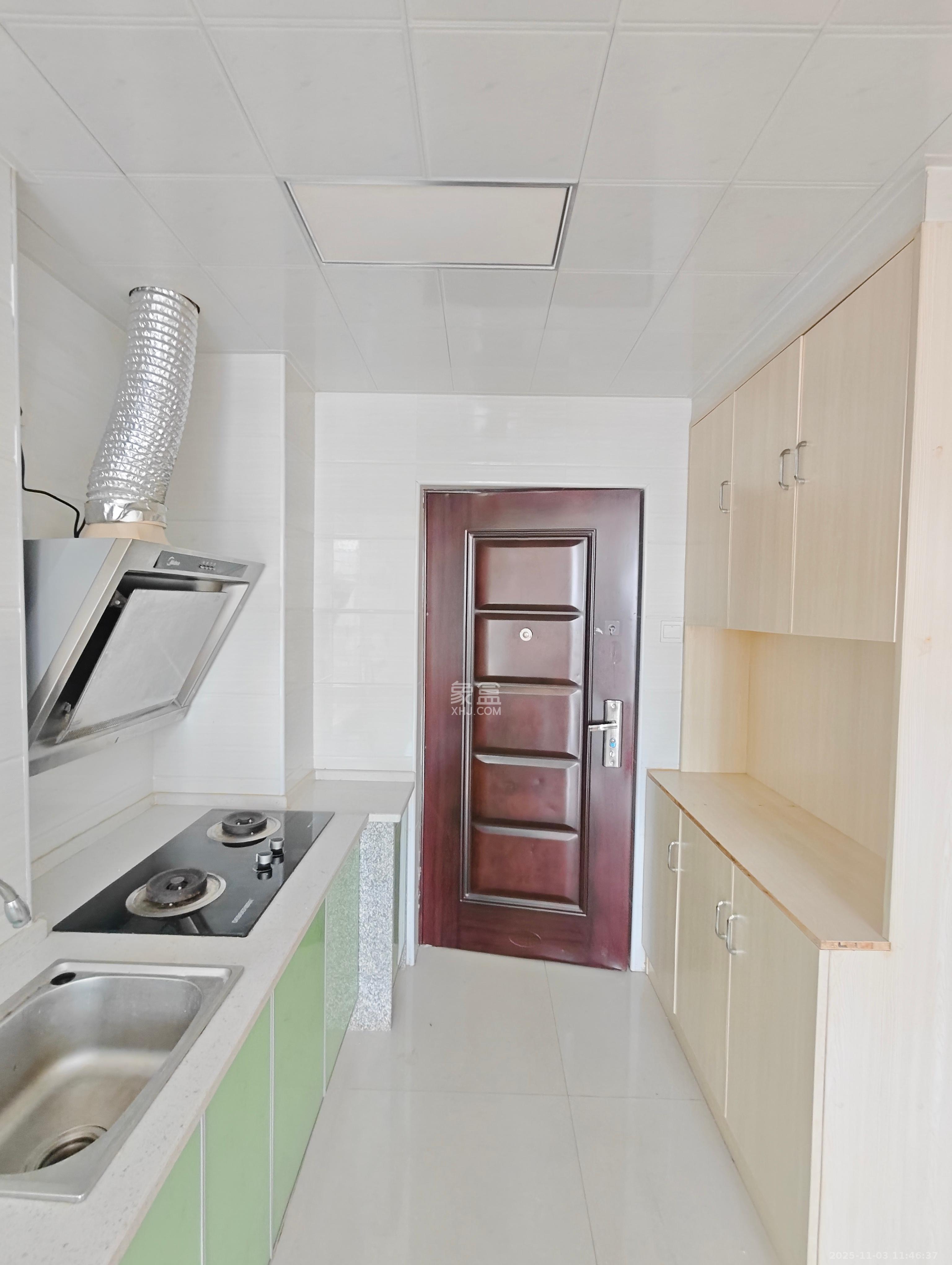 西湖星城公馆  1室1厅1卫    1000.0元/月室内图