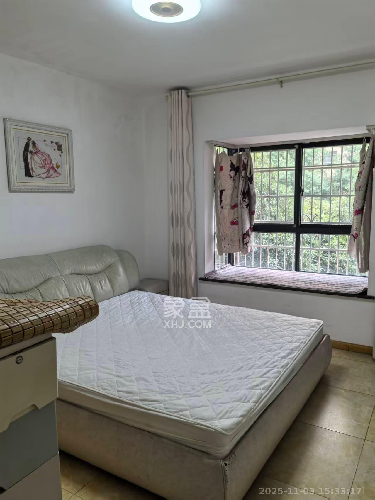 麓枫和苑 2室1厅1卫 2200.0元/月 麓枫和苑 2室1厅1卫 2200.0元/月室内图