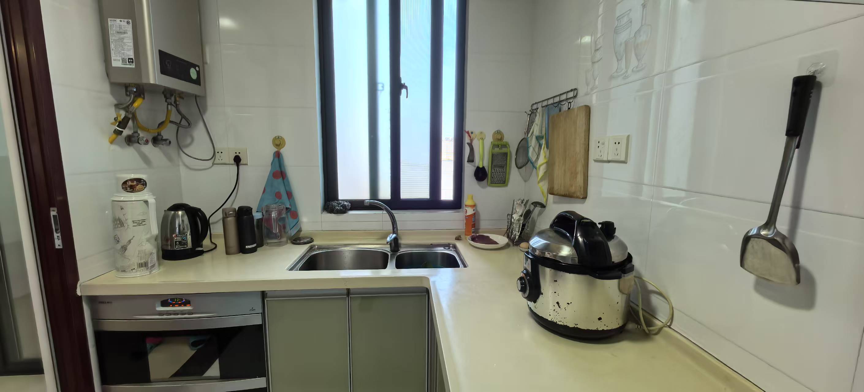 环强御景湾  3室2厅1卫    3500.0元/月室内图