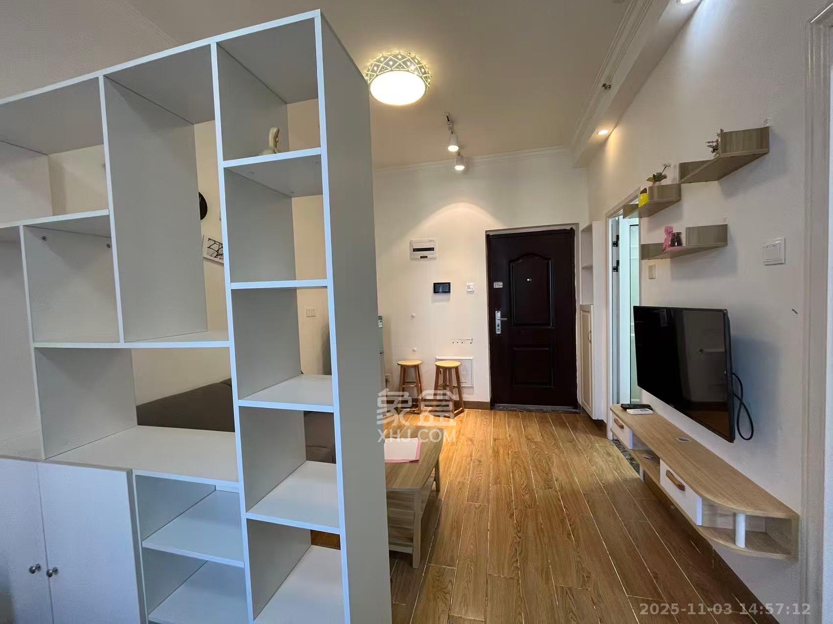 荣悦台  1室1厅1卫    2000.0元/月室内图