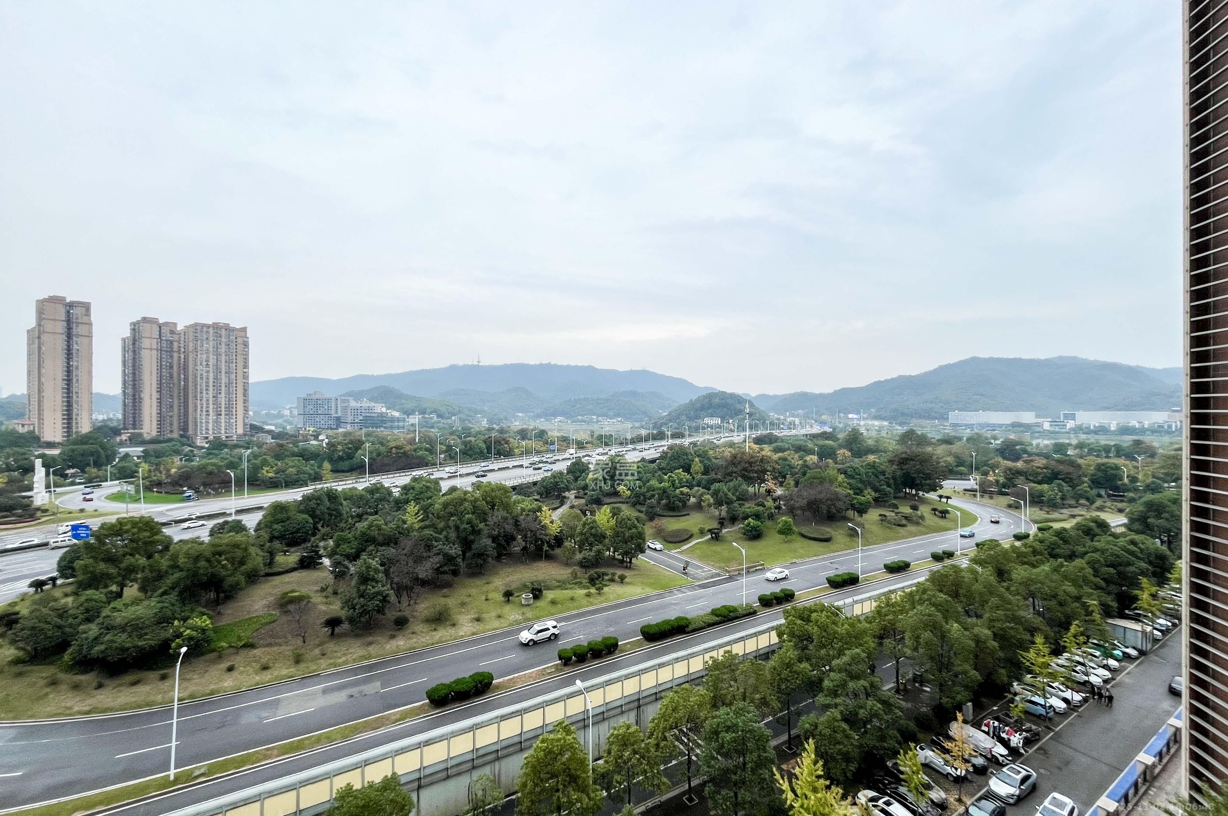 达美D6区 3室2厅2卫 76.0万 达美D6区 3室2厅2卫 76.0万其他