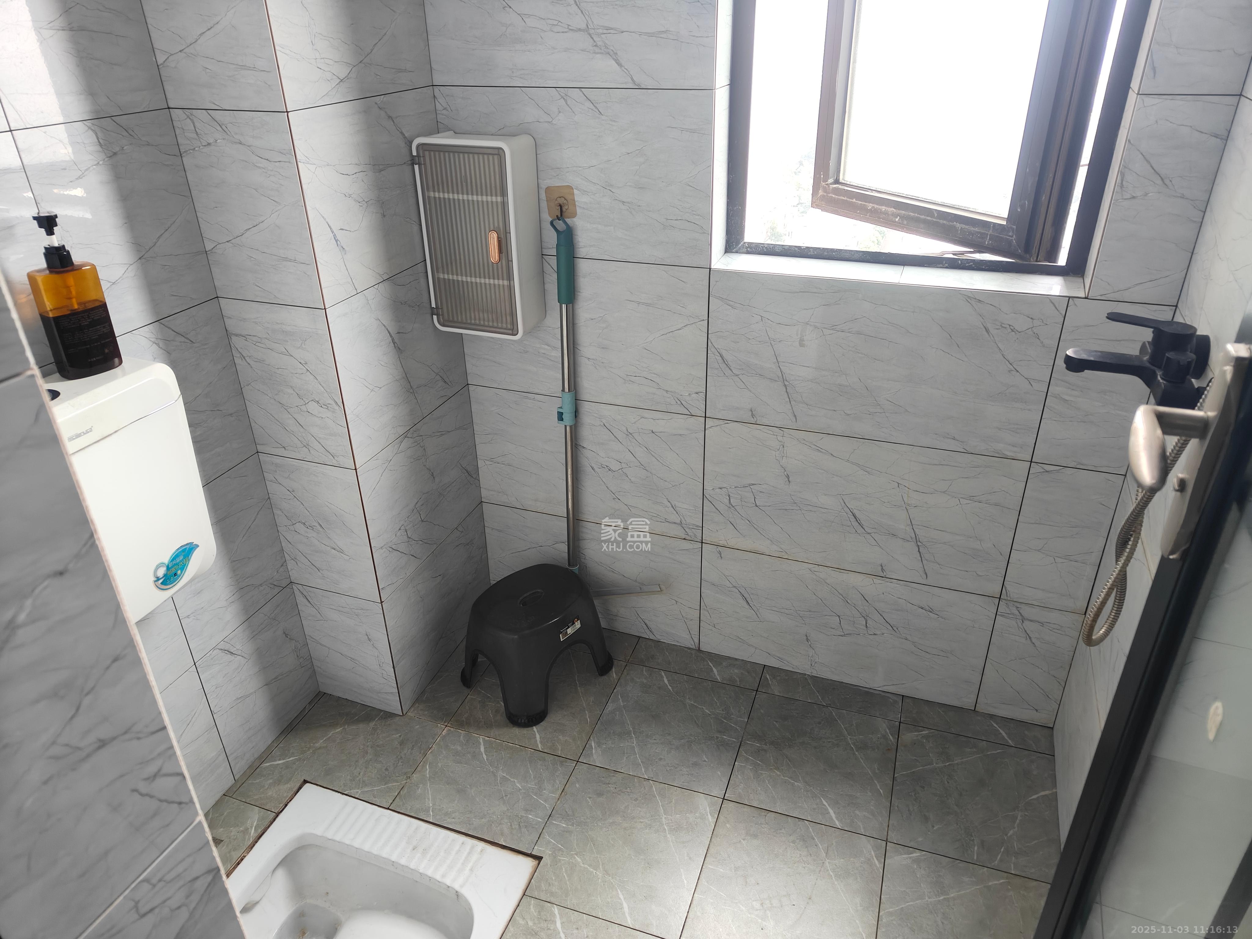 勤诚达境界城 3室2厅2卫 2000.0元/月 勤诚达境界城 3室2厅2卫 2000.0元/月室内图