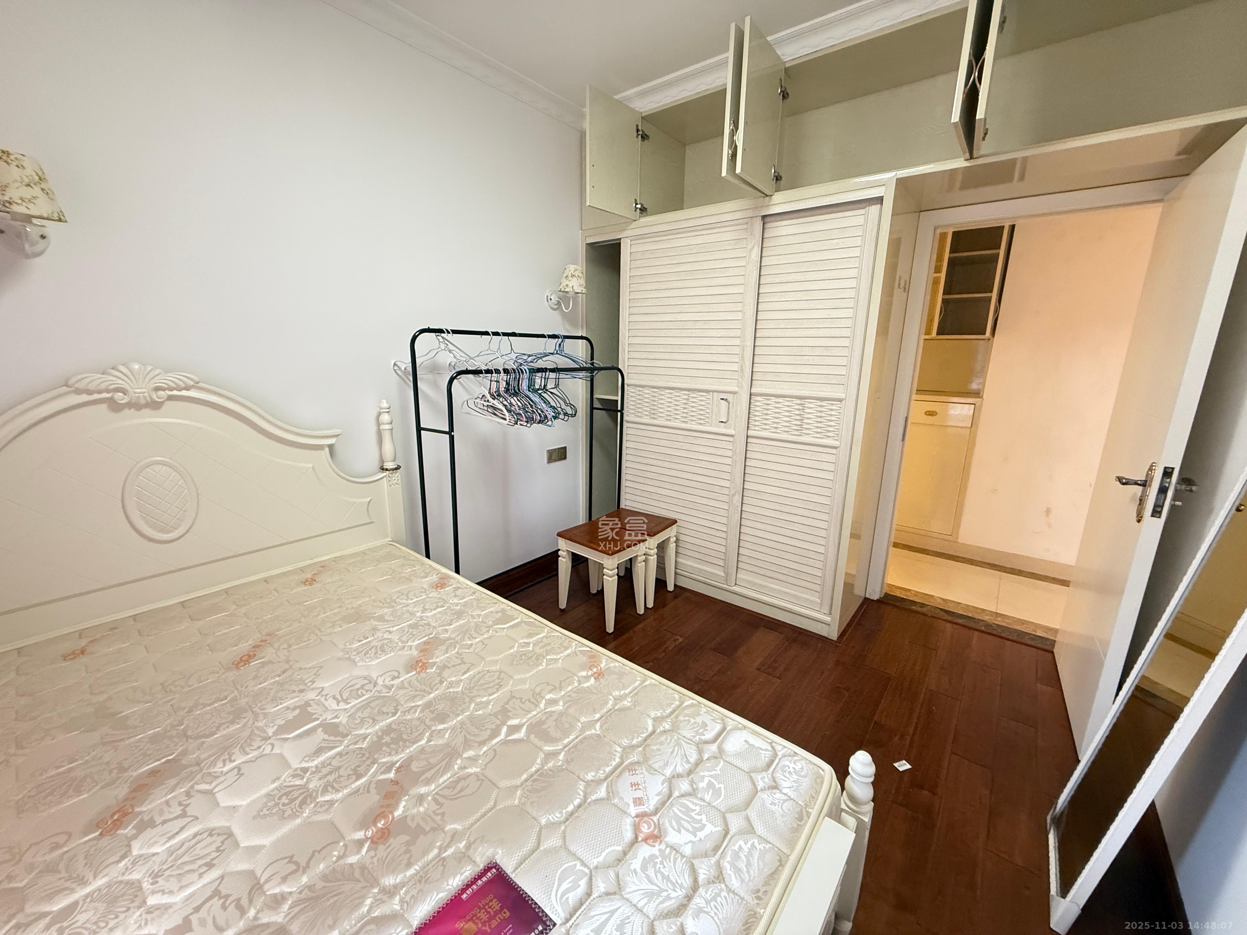 绿地之窗 2室2厅1卫 2200.0元/月 绿地之窗 2室2厅1卫 2200.0元/月室内图