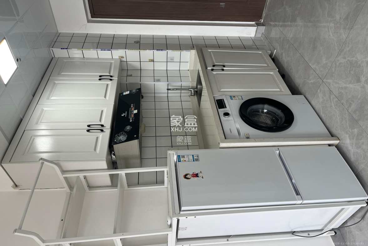 保利香槟国际 1室1厅1卫 1200.0元/月 保利香槟国际 1室1厅1卫 1200.0元/月室内图