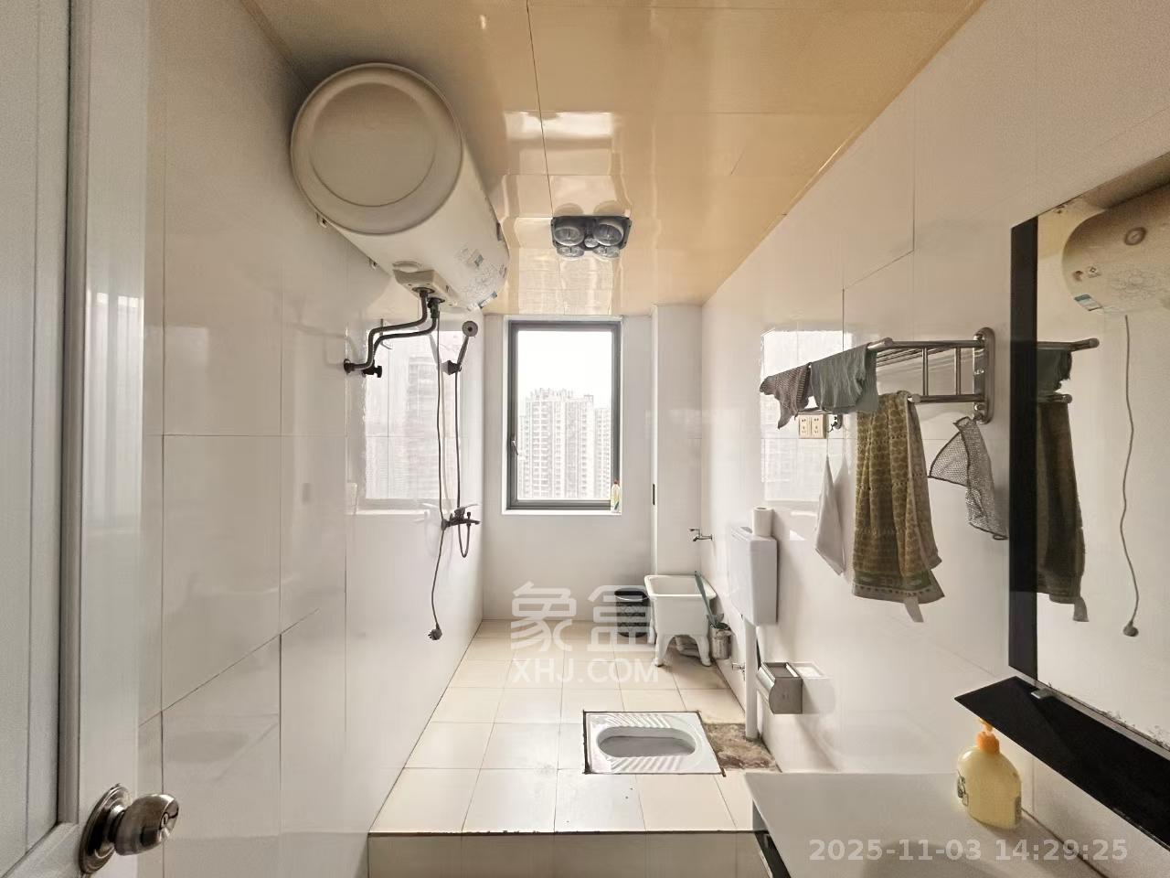 新城新世界一二三期 4室2厅2卫 3000.0元/月 新城新世界一二三期 4室2厅2卫 3000.0元/月室内图