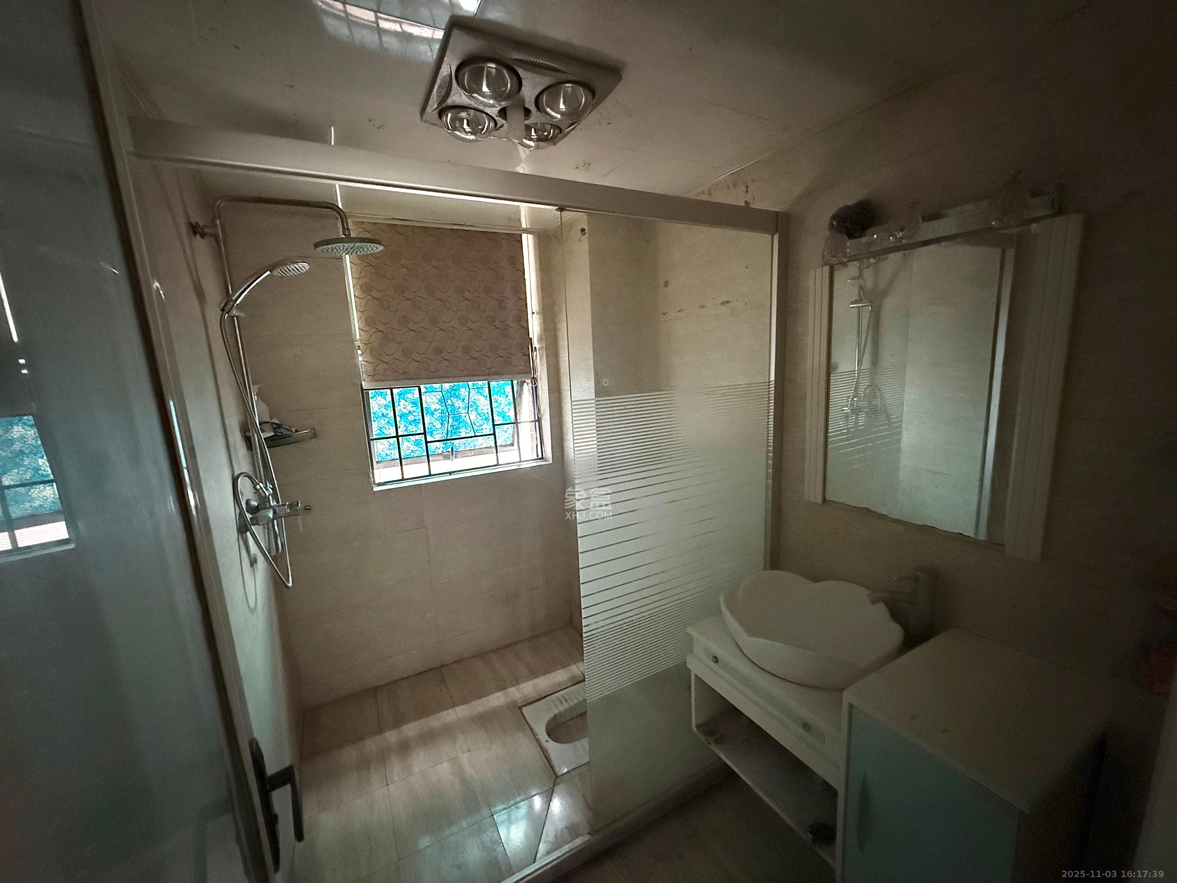 尚城  2室1厅1卫    2000.0元/月室内图