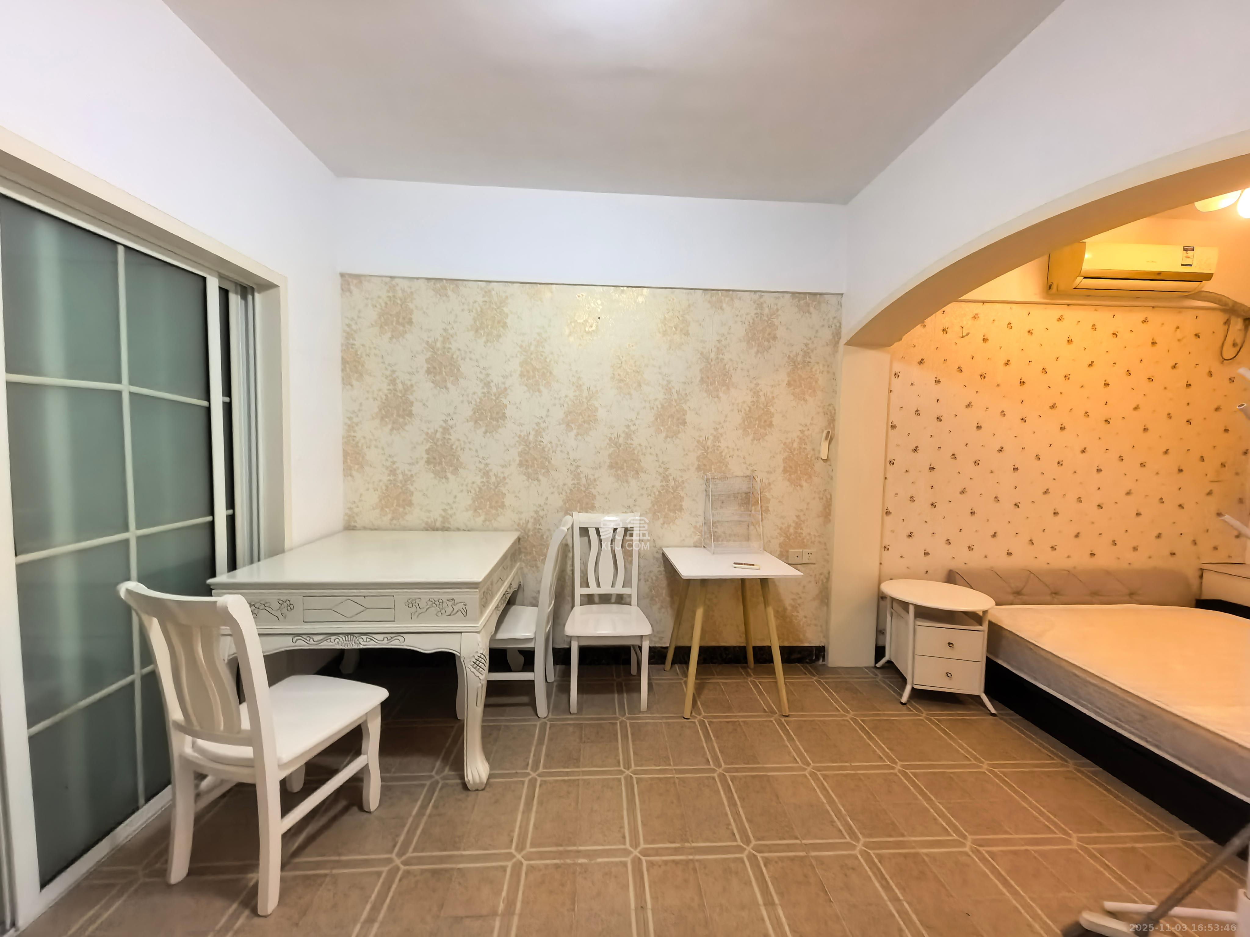 谋房博客(博客天街) 1室1厅1卫 1550.0元/月 谋房博客(博客天街) 1室1厅1卫 1550.0元/月室内图