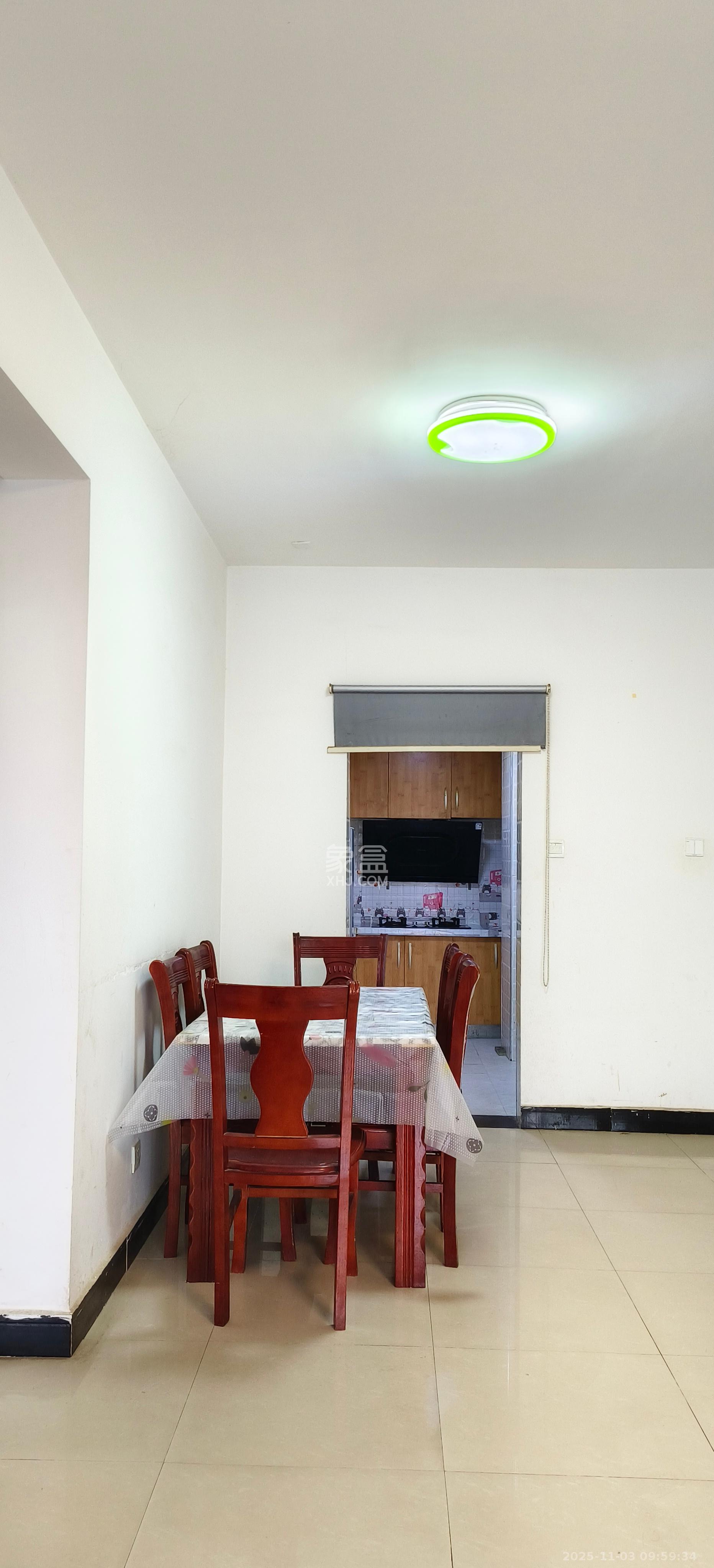 西源鑫大厦  2室2厅1卫    2000.0元/月室内图