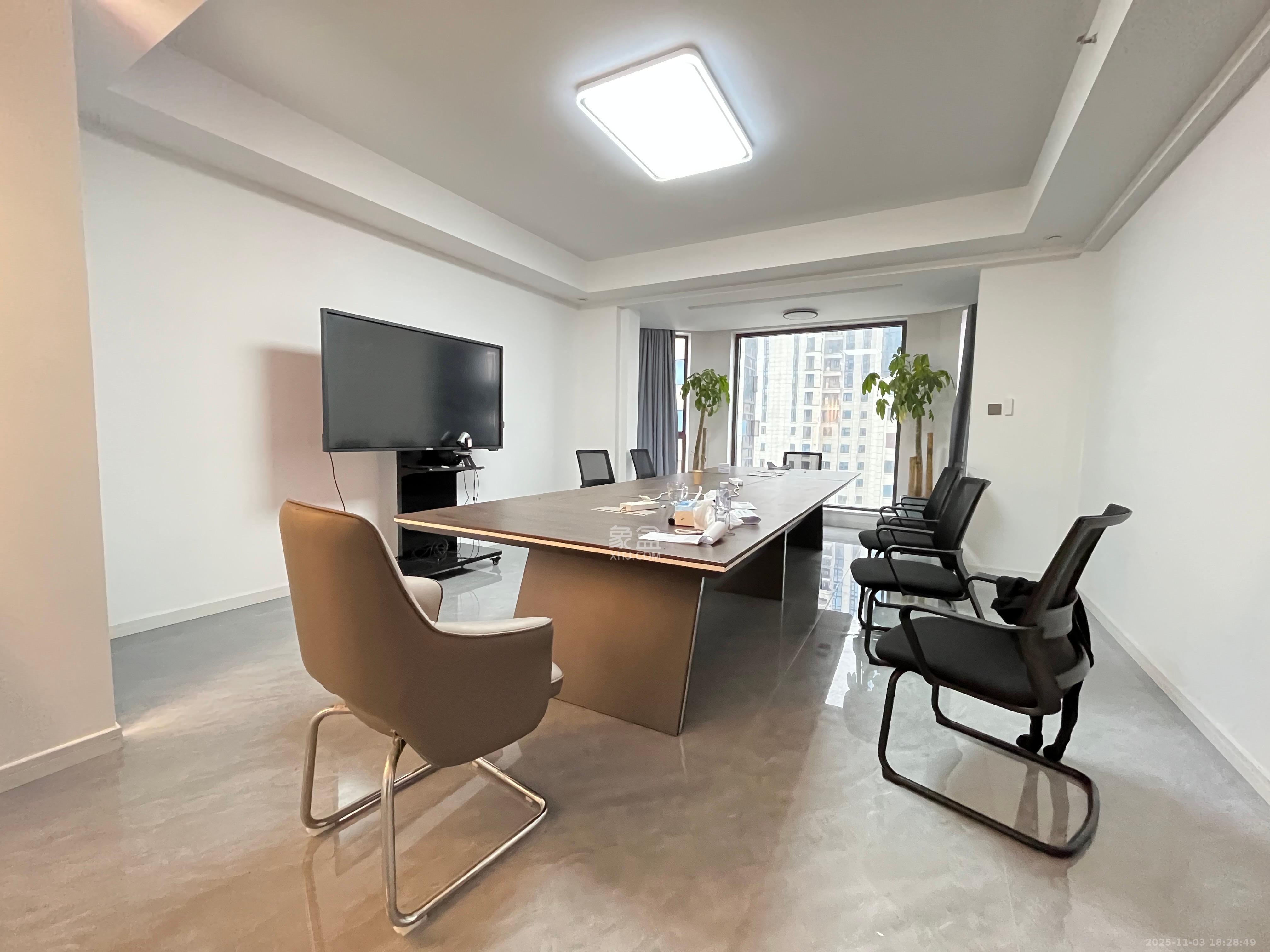 富兴时代御城  1室0厅0卫    7000.0元/月室内图