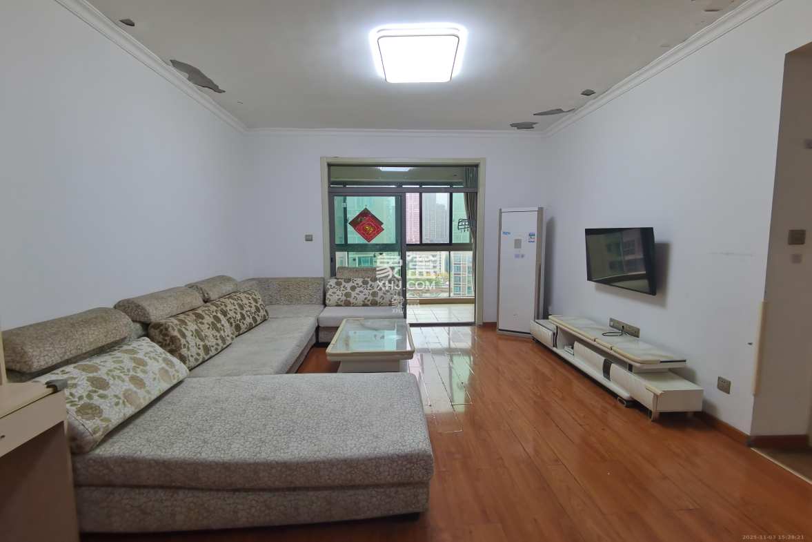 新城新世界一二三期 2室2厅1卫 2200.0元/月 新城新世界一二三期 2室2厅1卫 2200.0元/月室内图