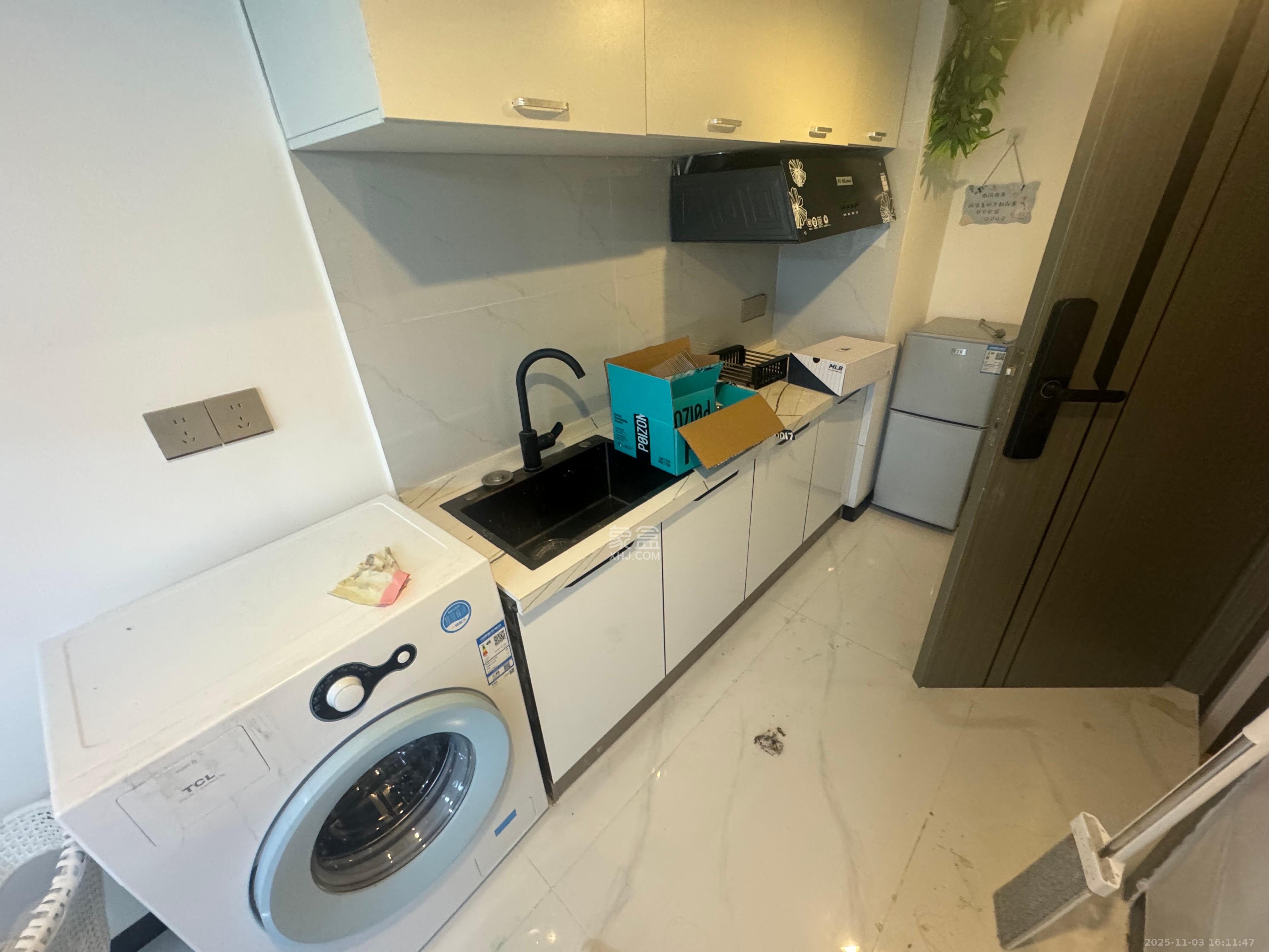 爱家当代境 1室0厅0卫 1300.0元/月 爱家当代境 1室0厅0卫 1300.0元/月室内图