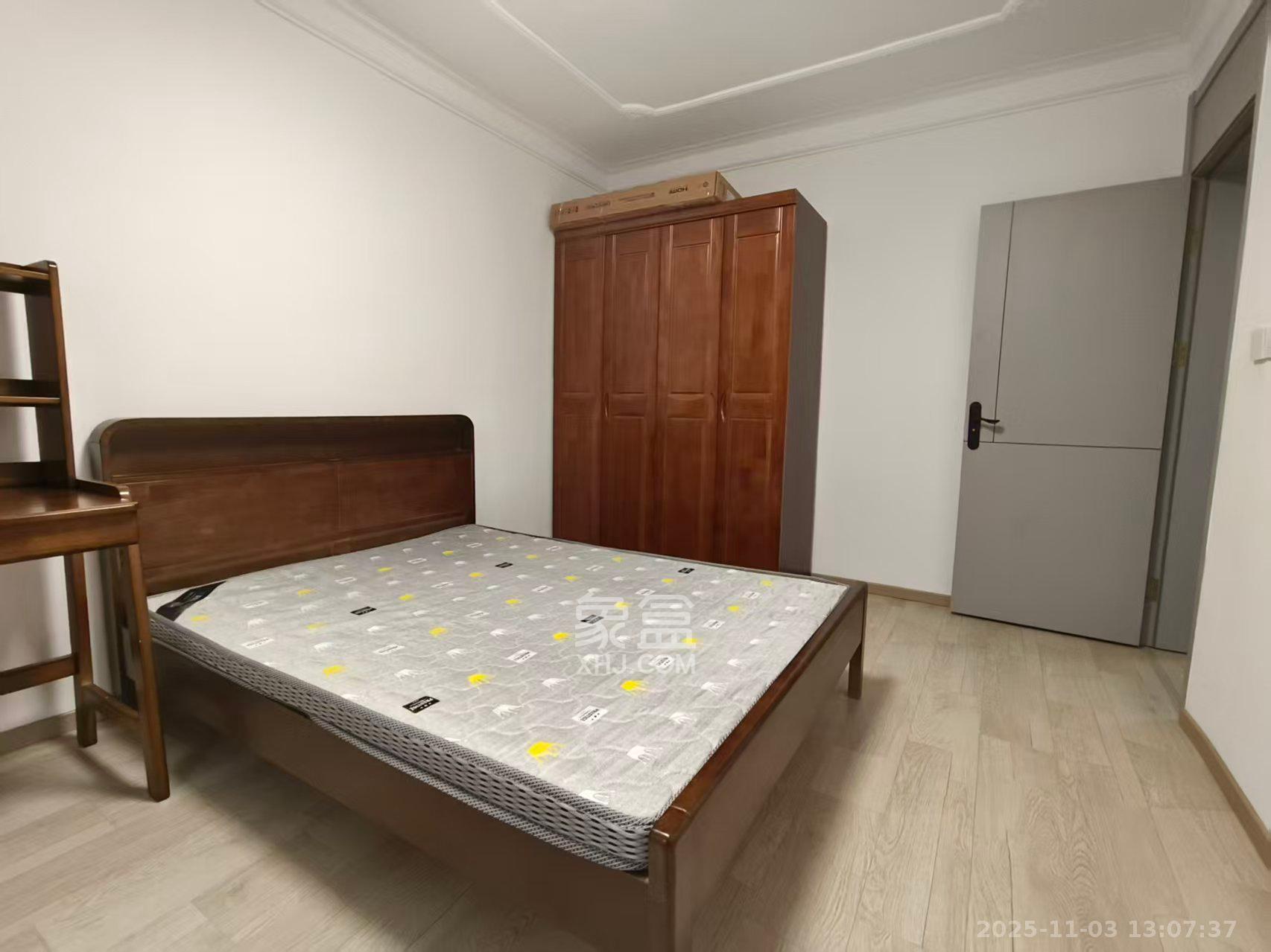 文庙坪小区  2室1厅1卫    2800.0元/月室内图