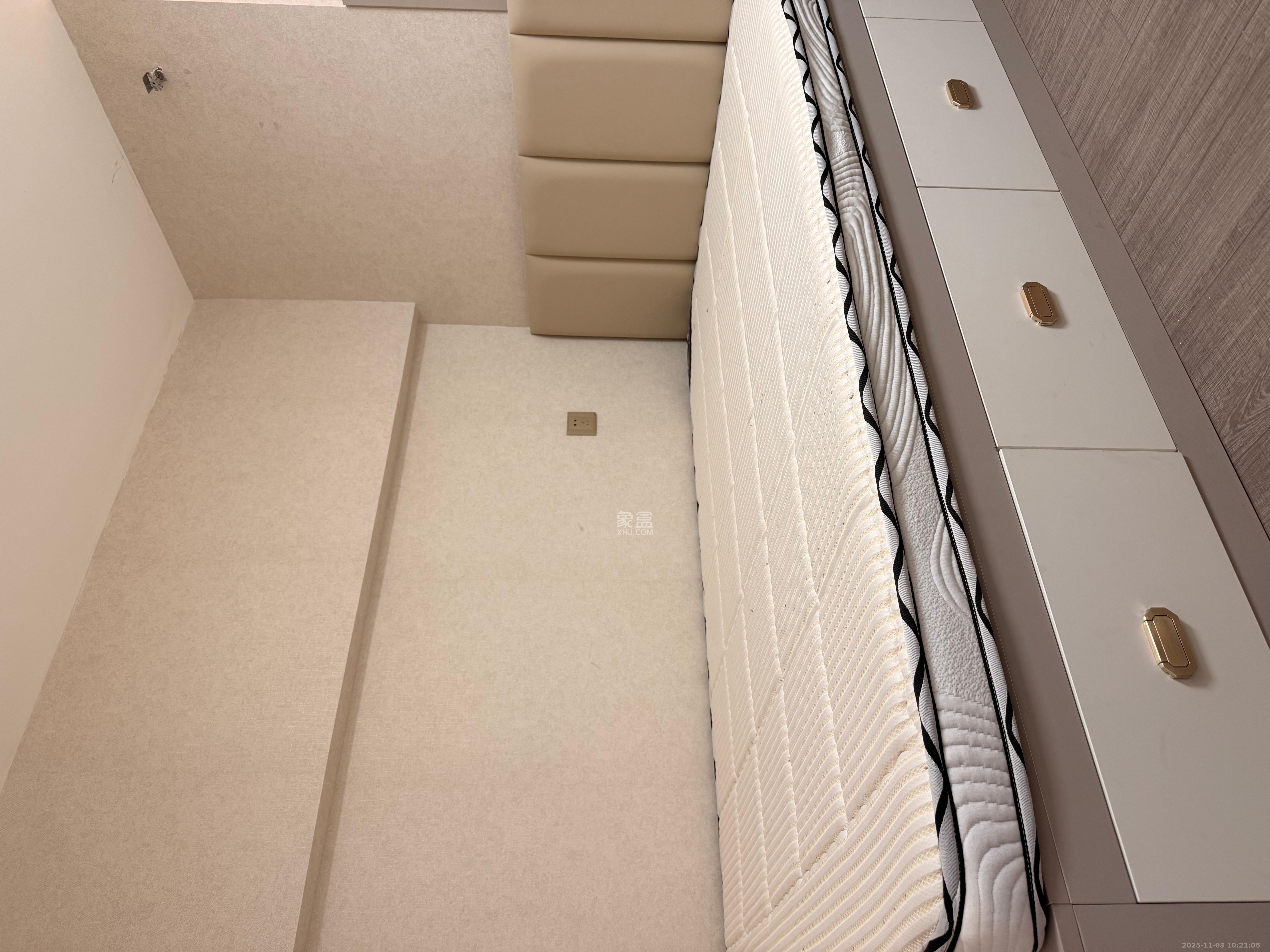 中一鲲出（鲲鹏府）  1室0厅0卫    2700.0元/月室内图