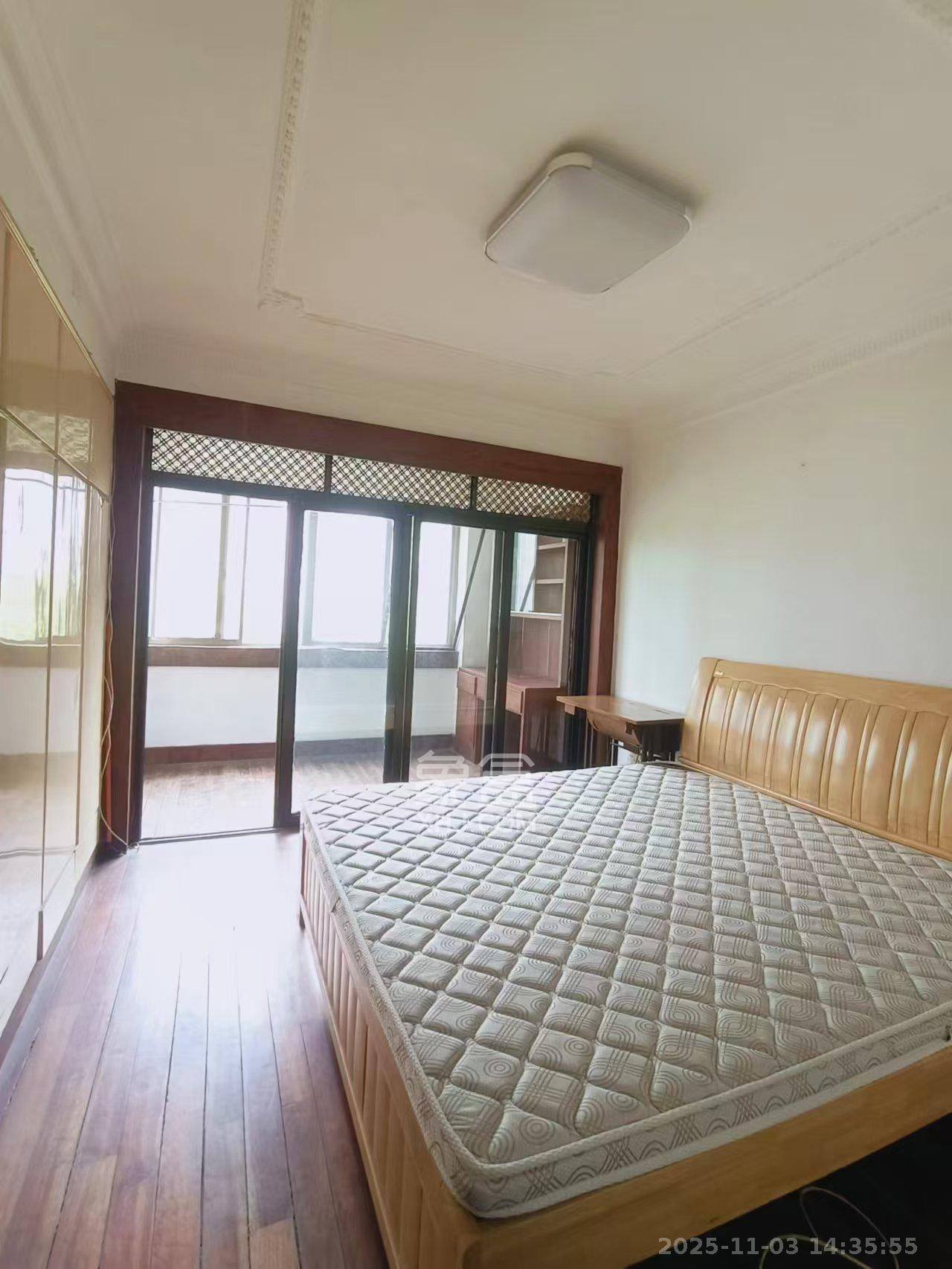 向韶村  2室1厅1卫    1600.0元/月