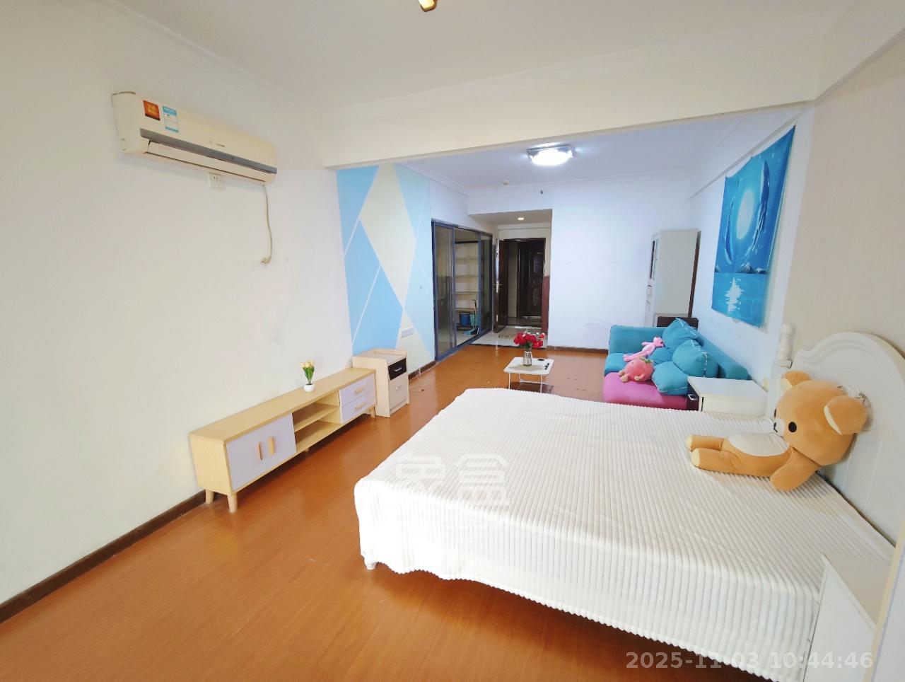 湘水和天下  1室1厅1卫    1700.0元/月室内图