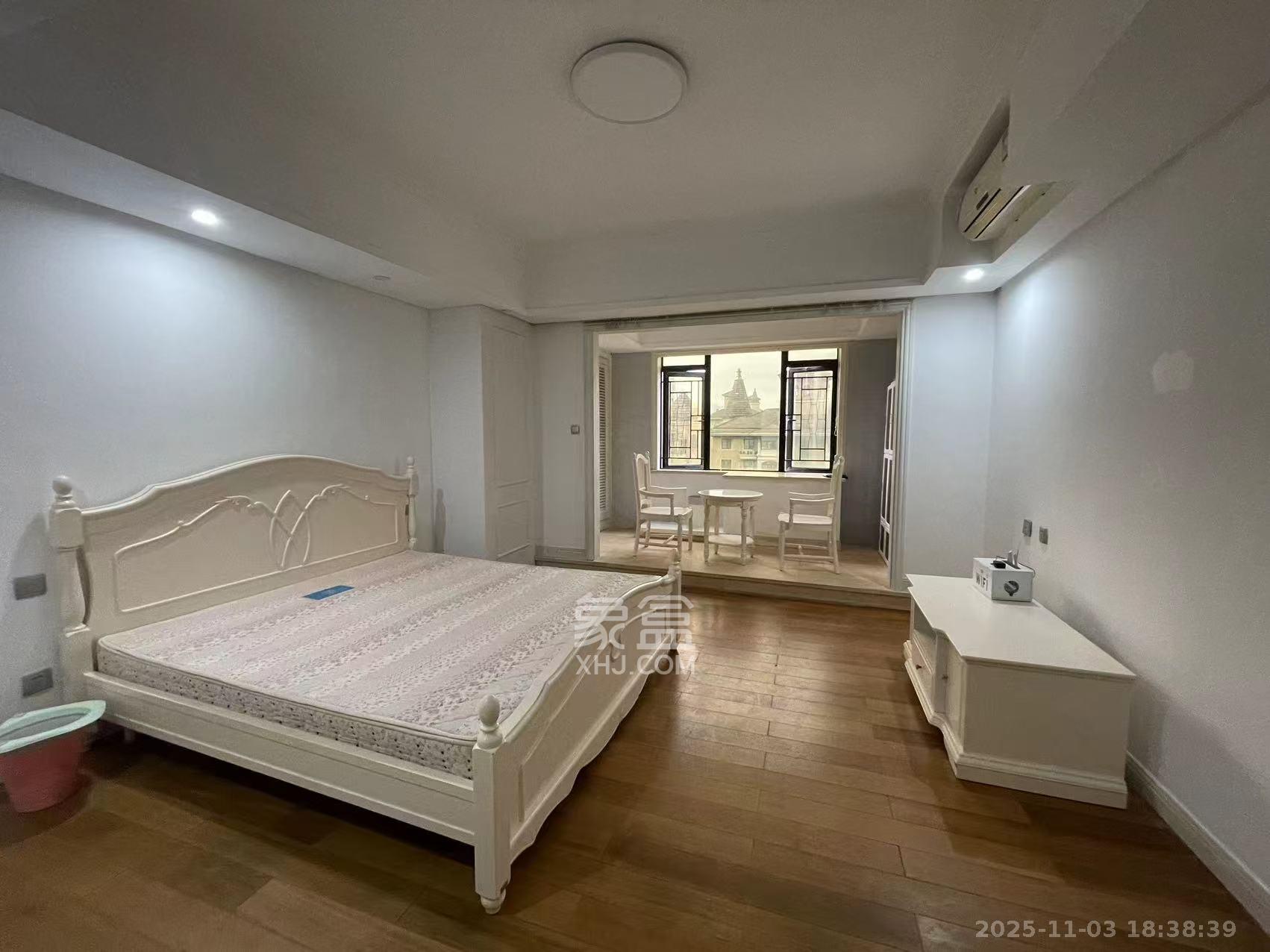 沁园春御院 1室1厅1卫 1800.0元/月 沁园春御院 1室1厅1卫 1800.0元/月室内图