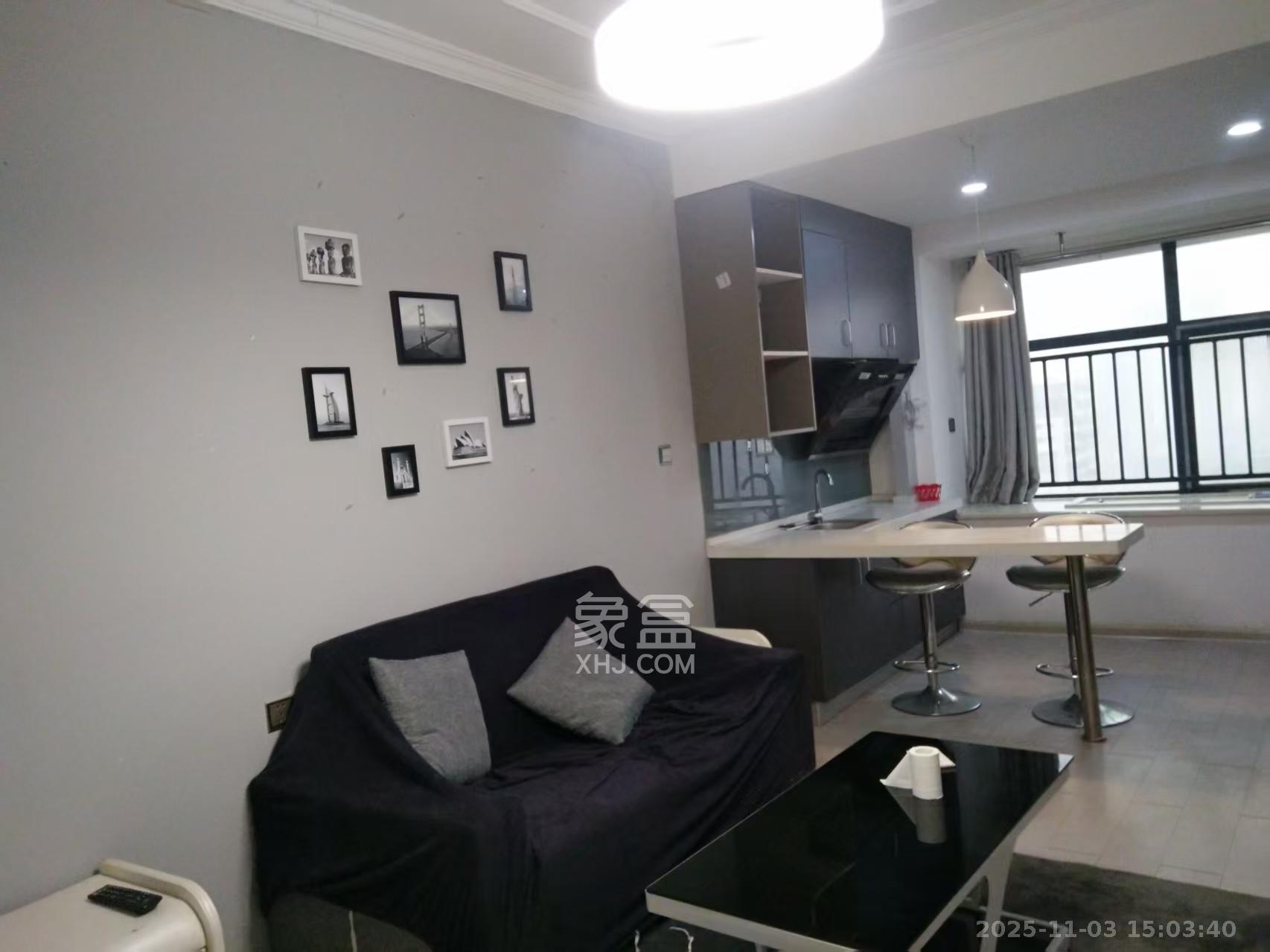 蓝湾国际广场  1室1厅1卫    1500.0元/月