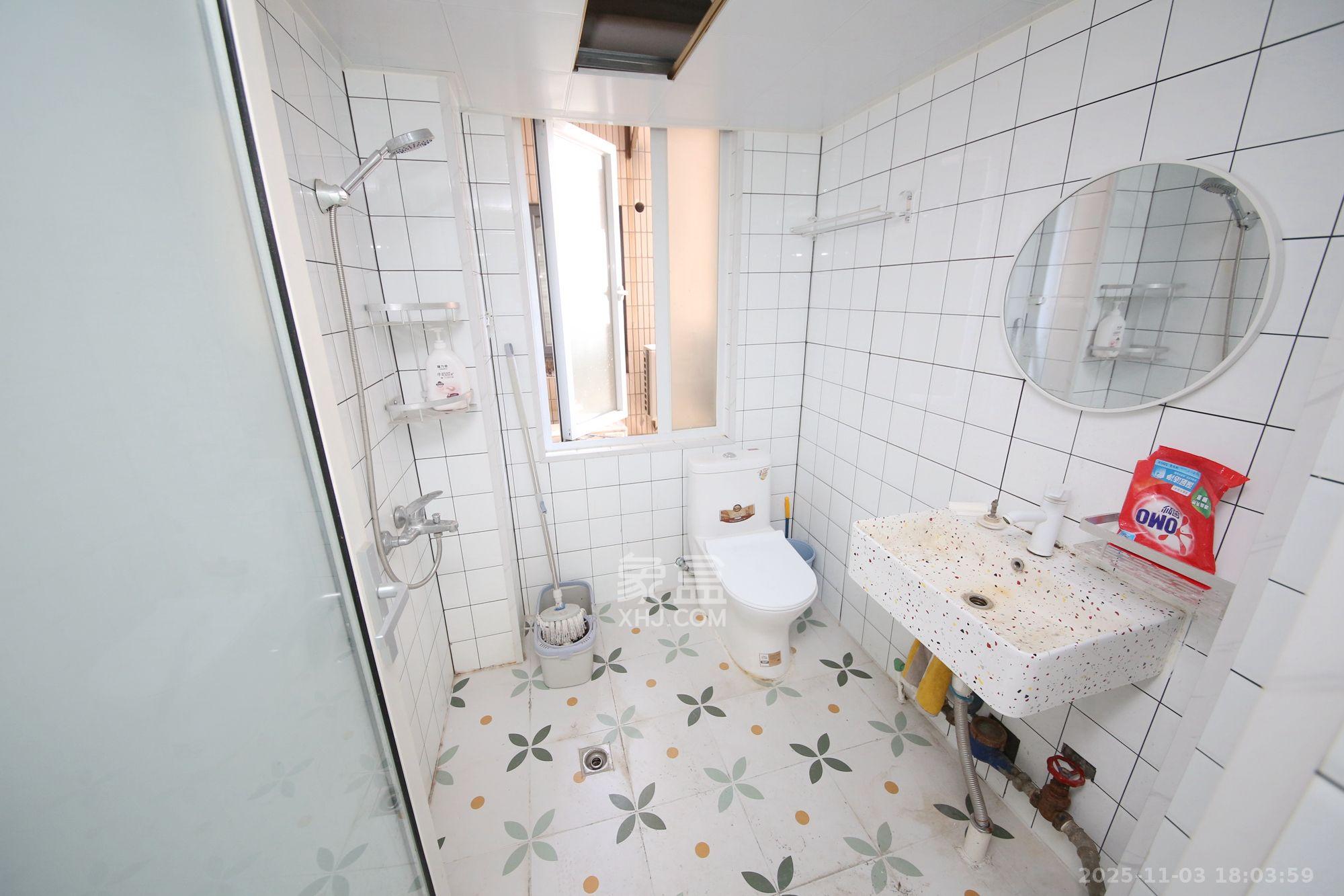 汇源大厦  1室2厅1卫    3500.0元/月室内图