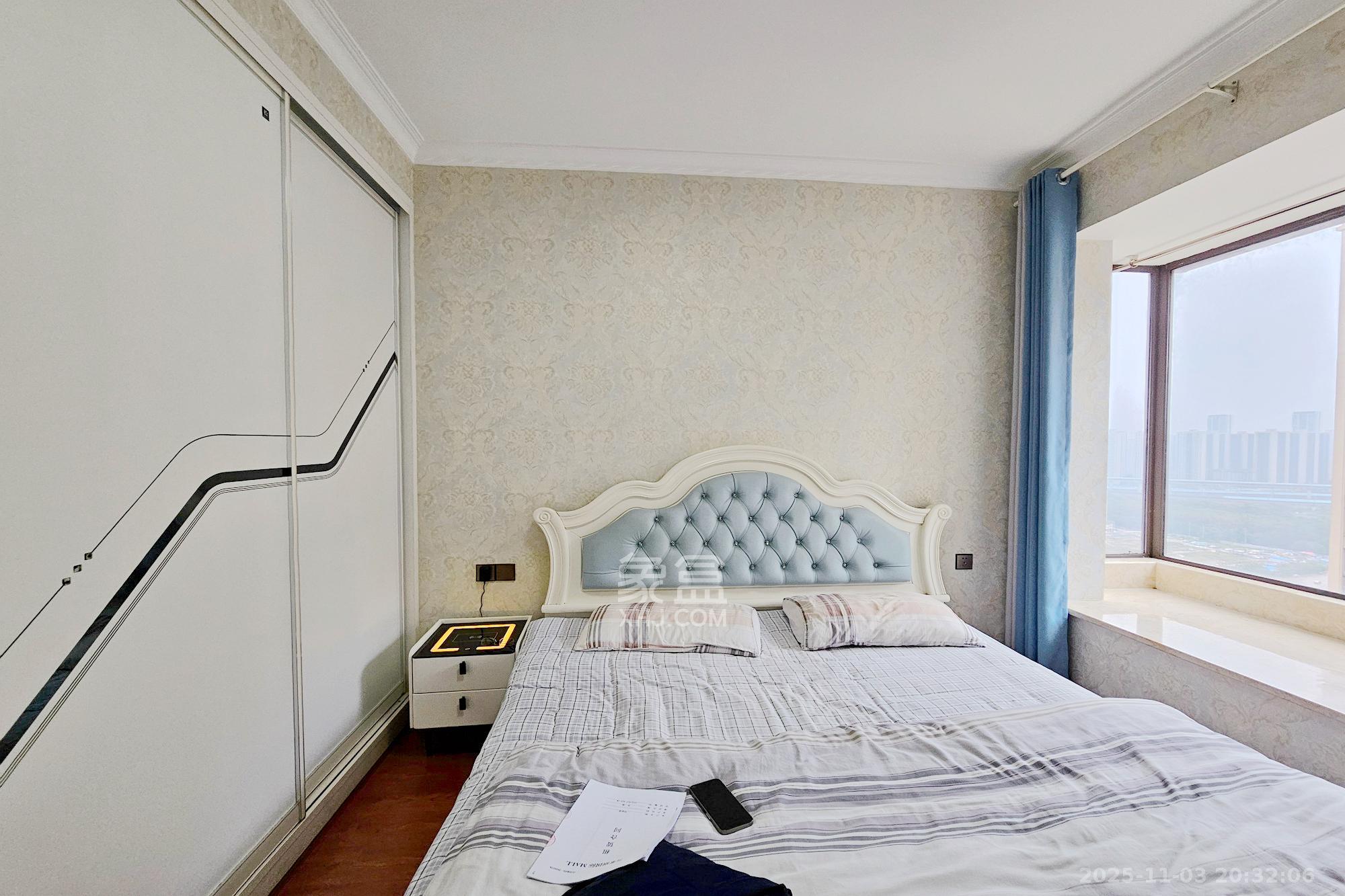 阳光城尚东湾青云苑  2室2厅1卫    73.0万卧室