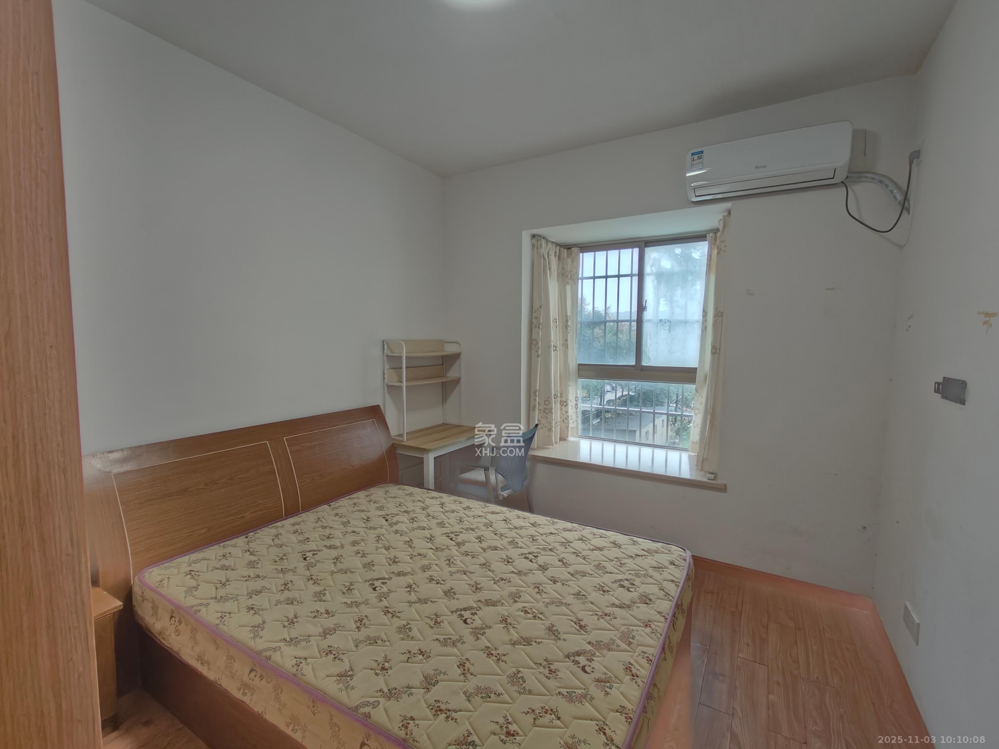 西岸润泽府 3室2厅2卫 2900.0元/月 西岸润泽府 3室2厅2卫 2900.0元/月室内图