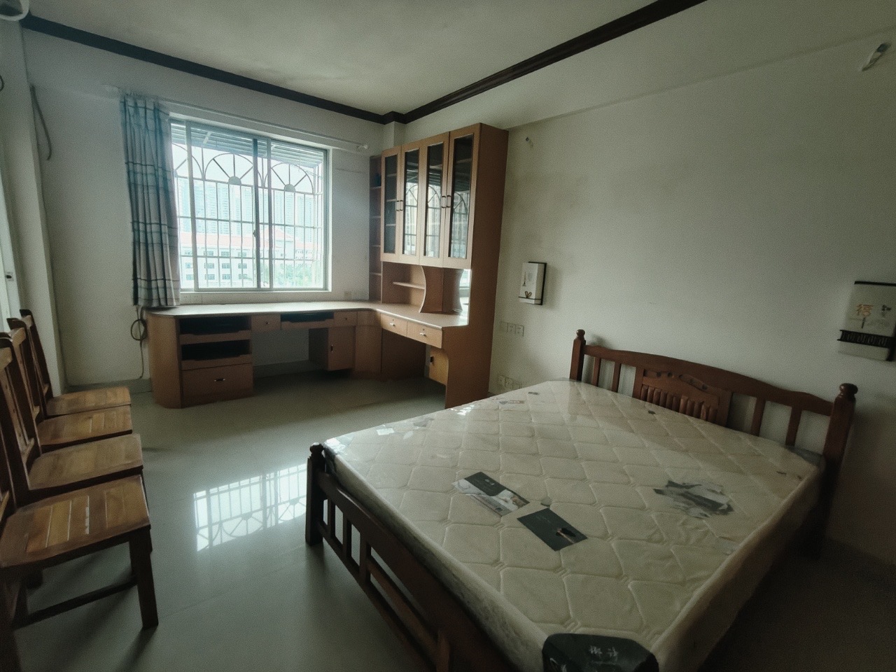 海南师范大学  3室2厅2卫    138.0万客厅