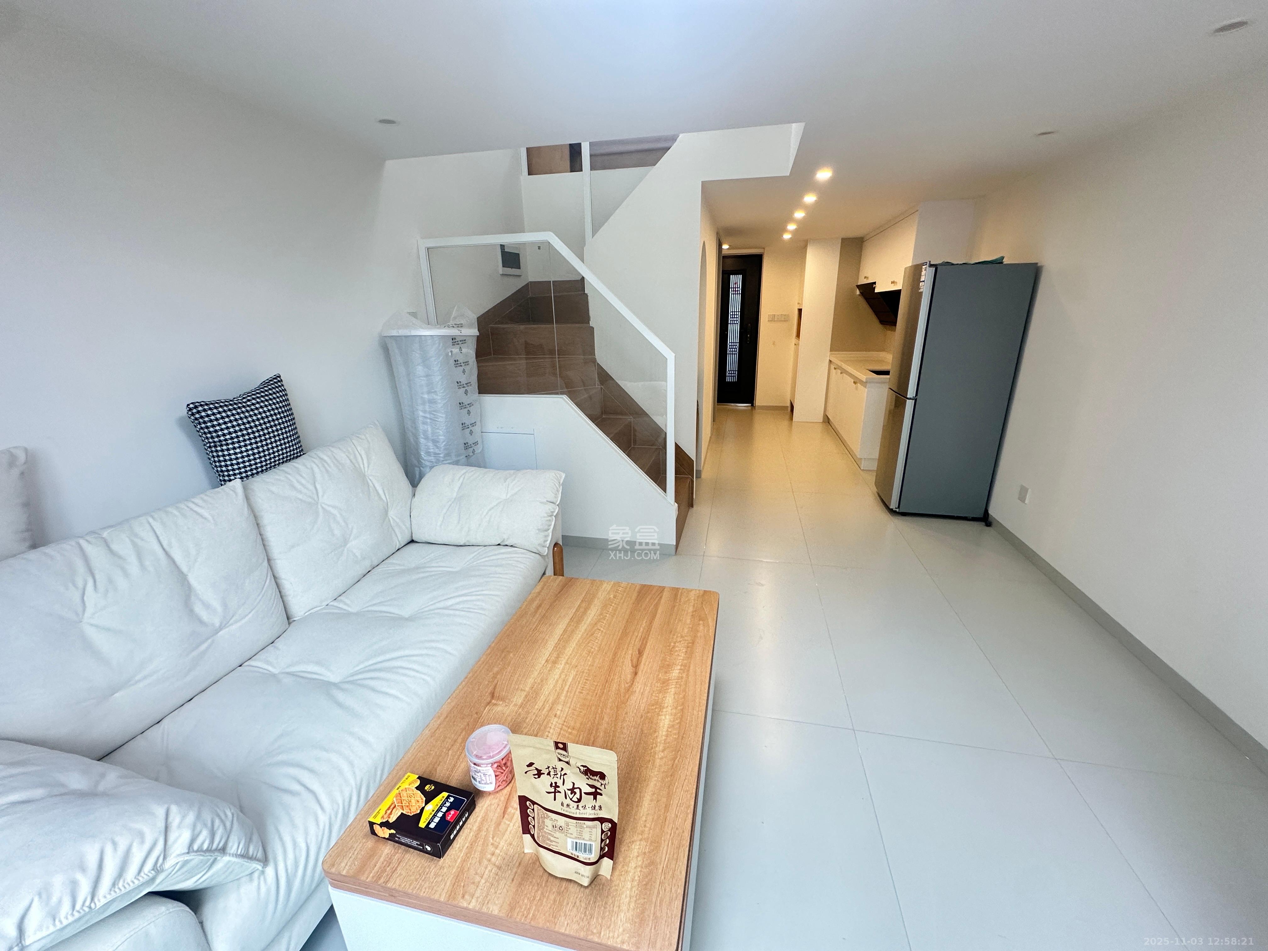 新长海尚都国际（海坤美寓）  2室1厅1卫    2000.0元/月室内图