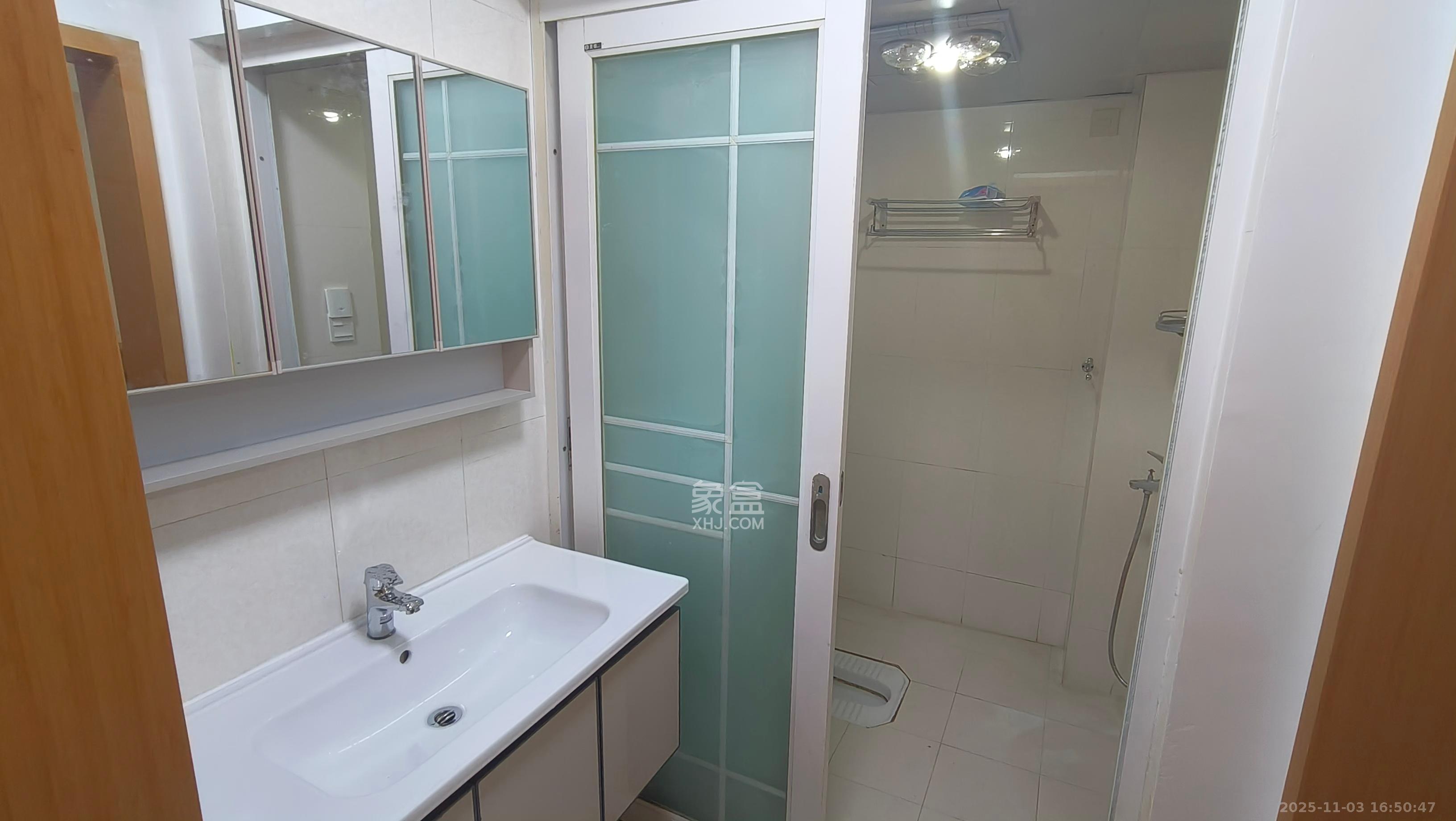 中江国际花城  2室2厅1卫    2500.0元/月室内图